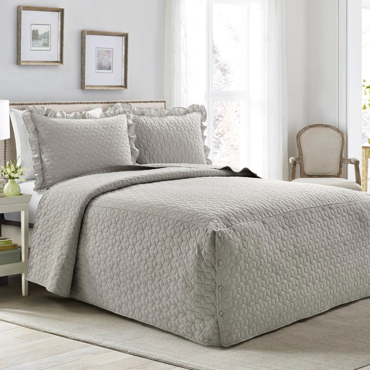 French Country Geo Ruffle Skirt 3 Piece Bedspread Set - Image 3