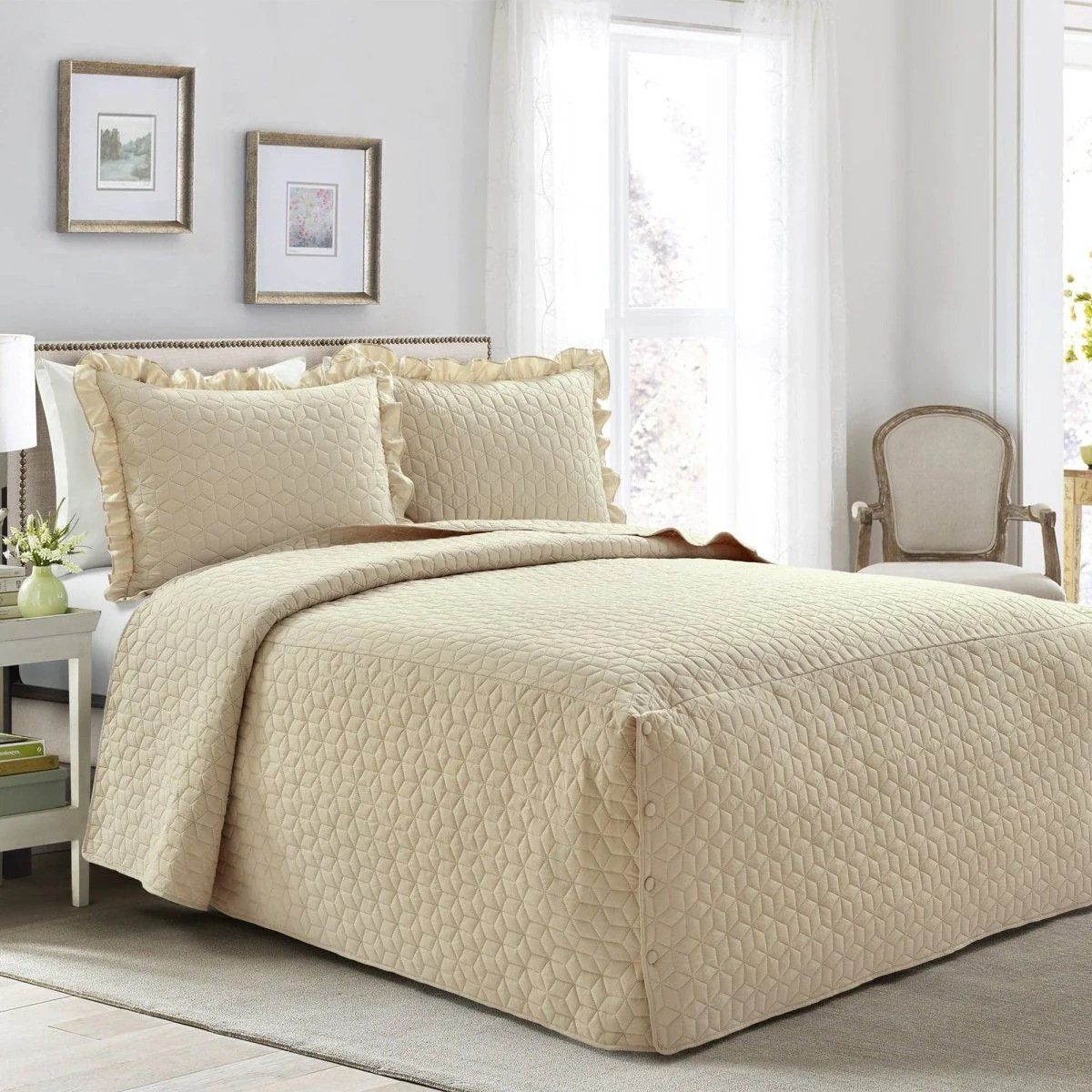 French Country Geo Ruffle Skirt 3 Piece Bedspread Set - Image 4