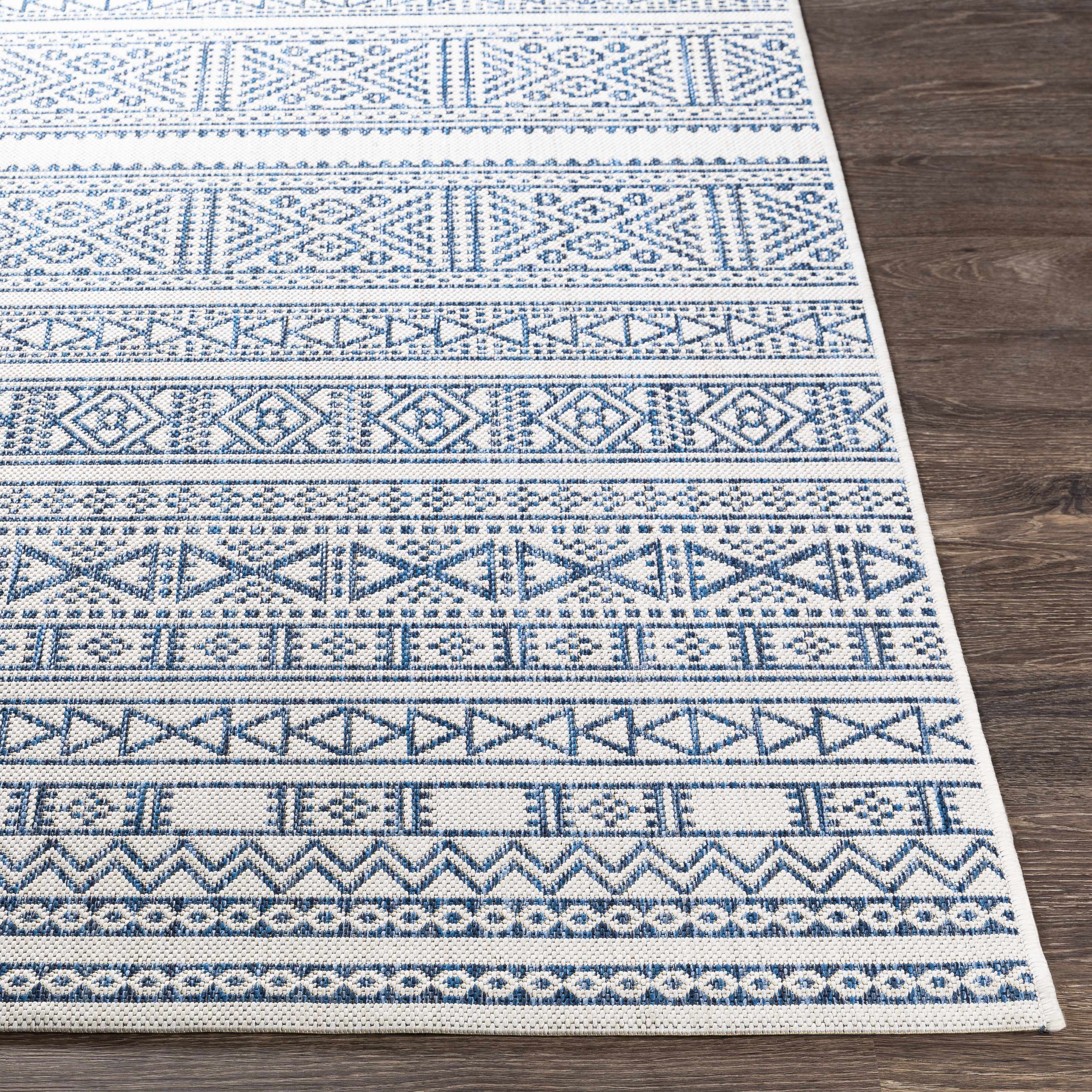 Freshwater White&Blue Rug - Clearance - Image 9