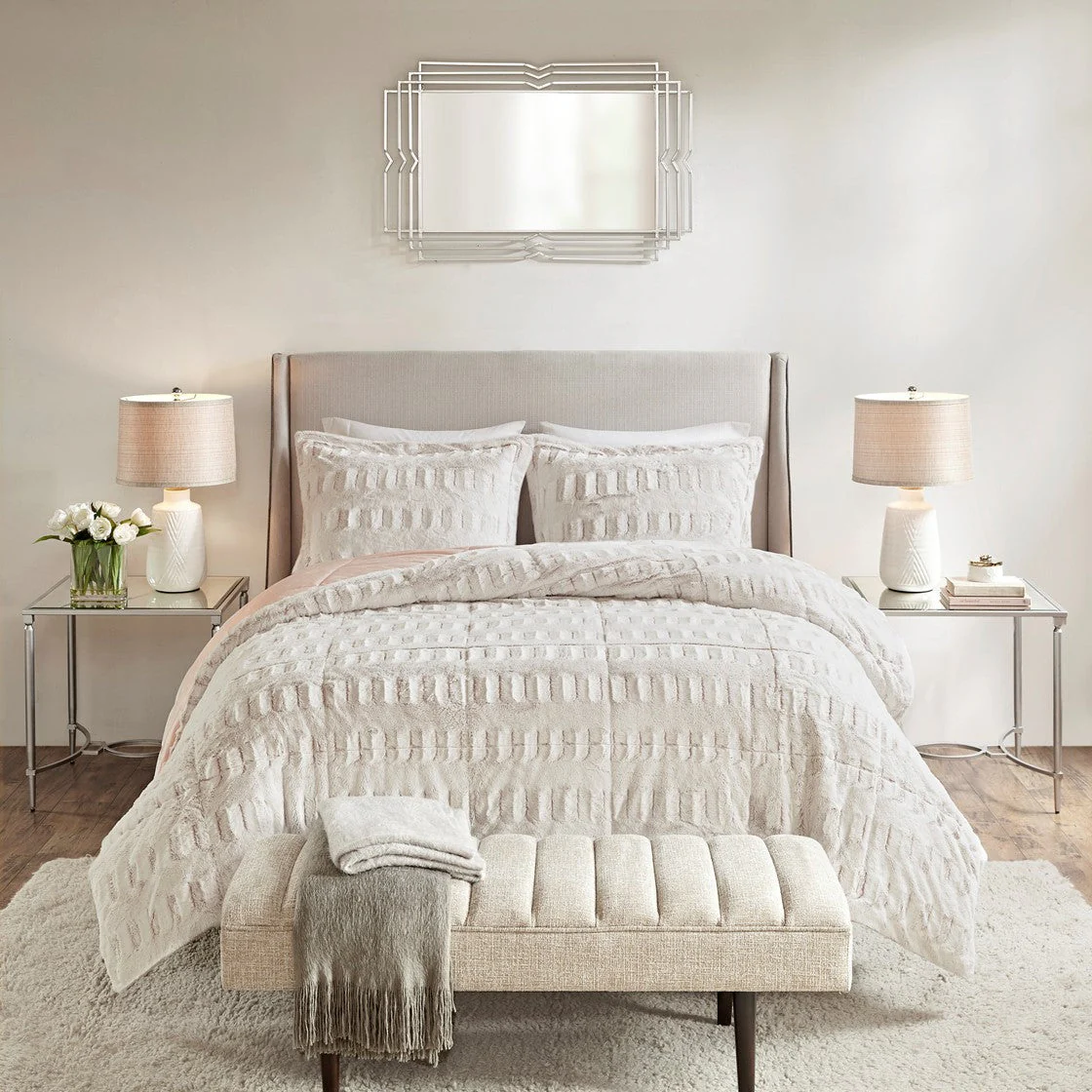 Full/Queen Back Print Long Fur Comforter Mini Set - Image 4
