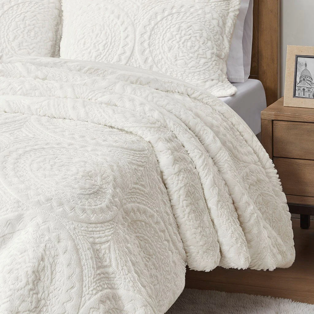 Full/Queen Embroidered Medallion Faux Fur Ultra Plush Comforter Mini Set - Image 5