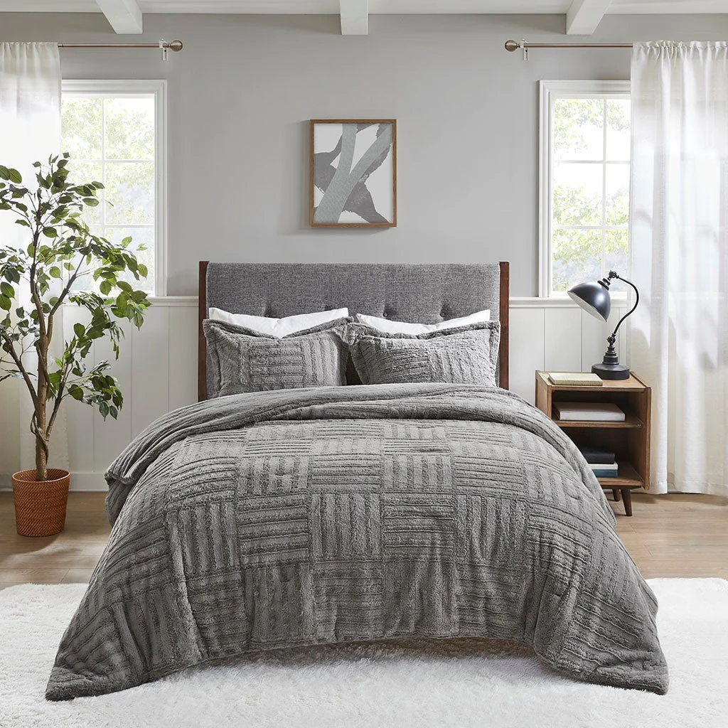 Full/Queen Fur Down Alternative Comforter Mini Set - Image 2