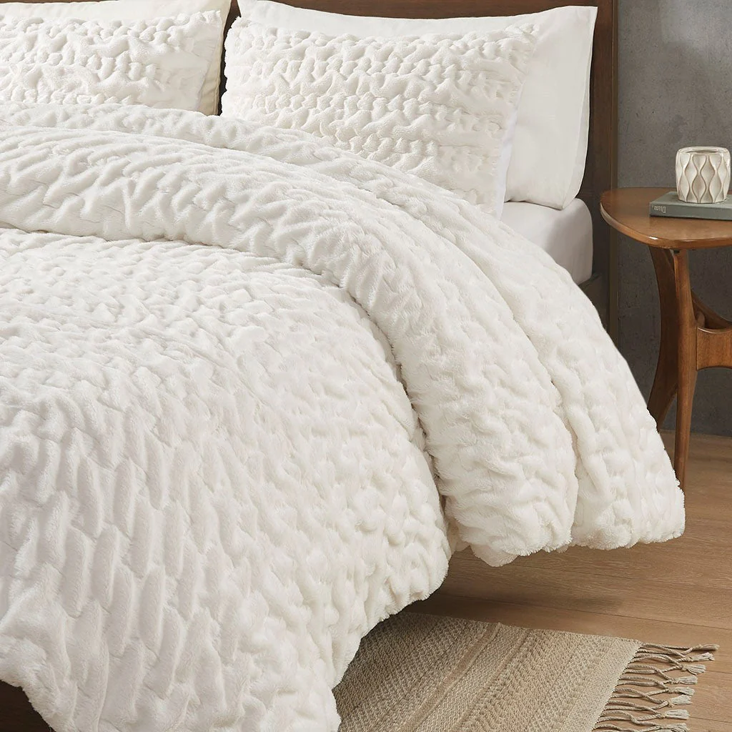Full/Queen Ruched Fur Down Alternative Comforter Set - Image 5