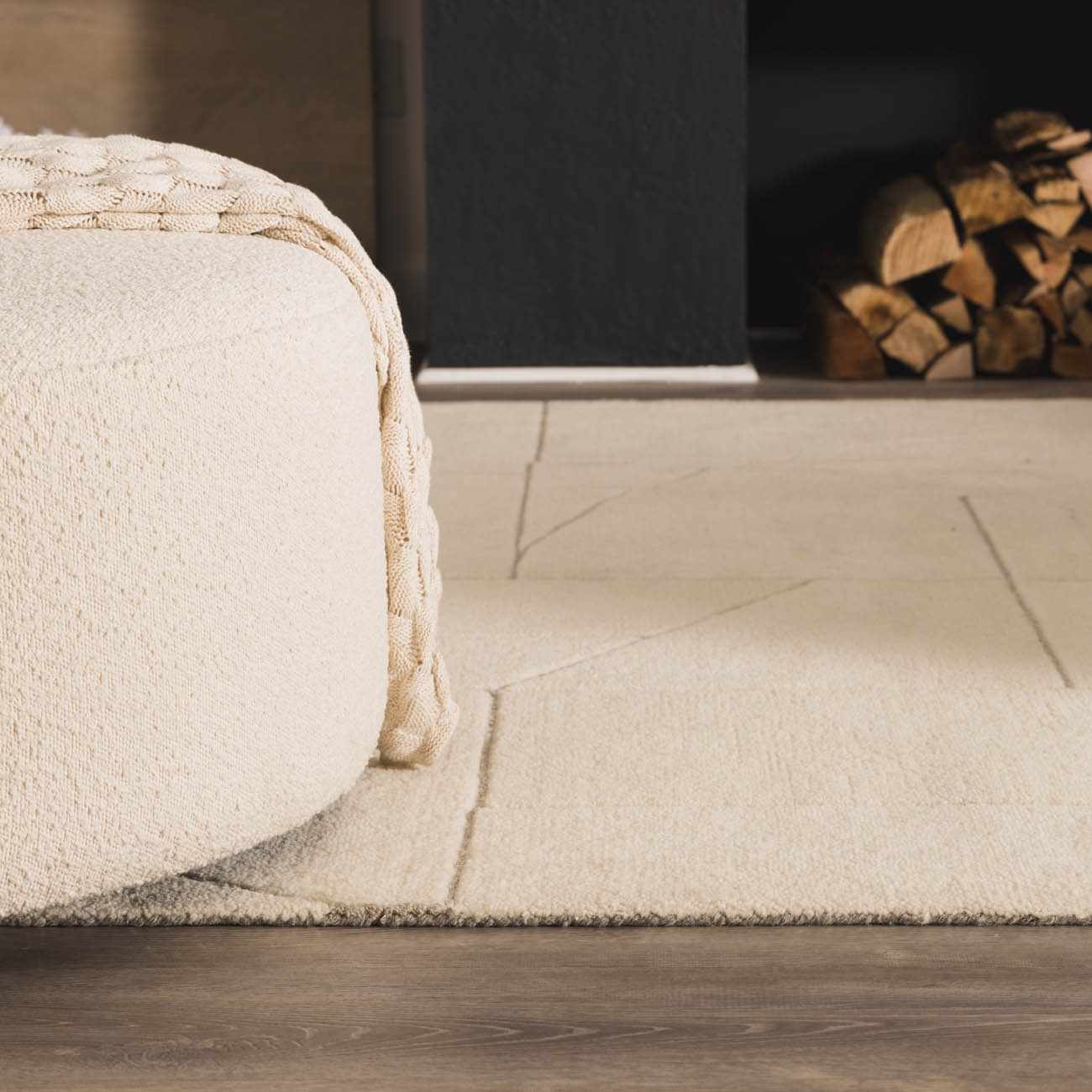 Fusao Off White Area Rug - Image 16