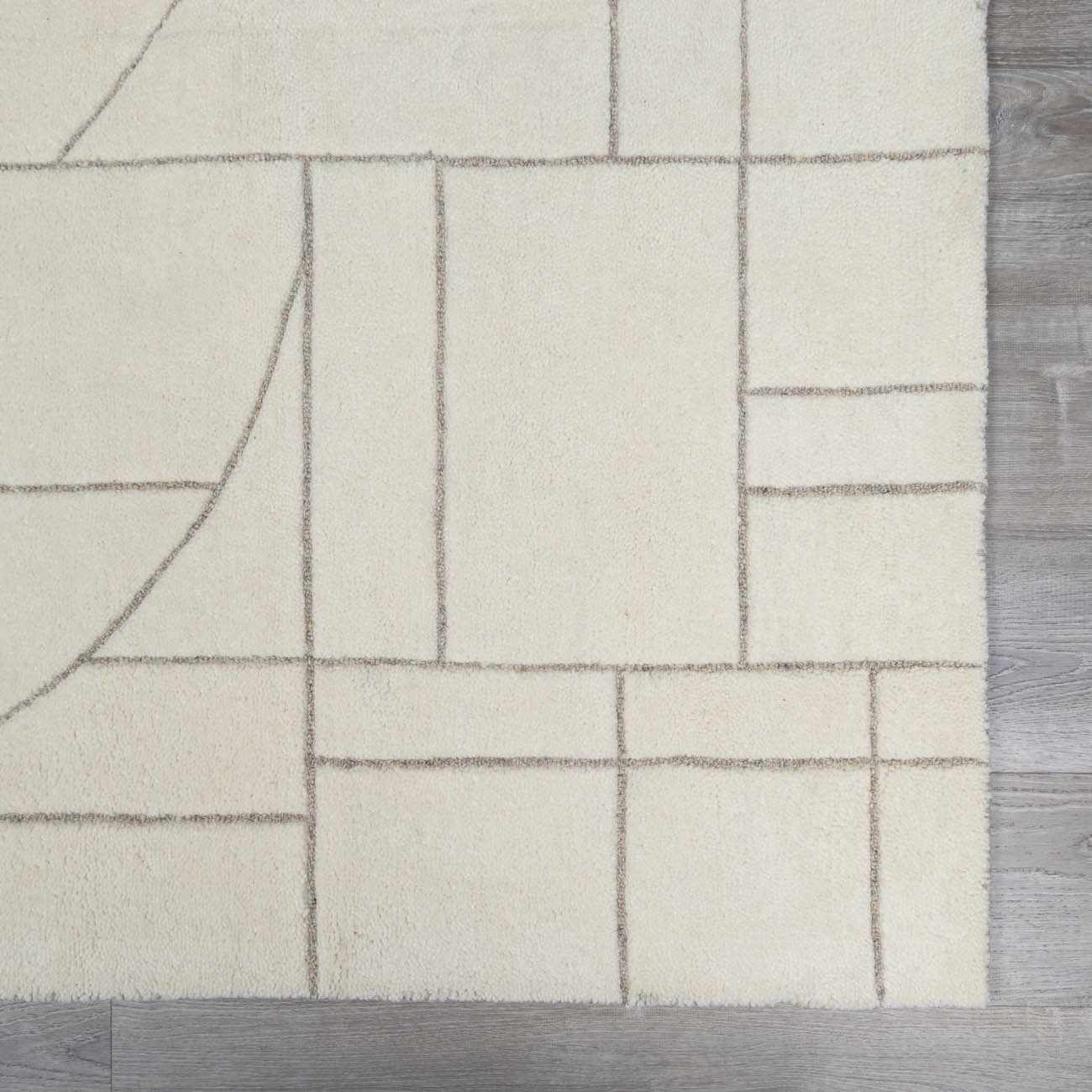 Fusao Off White Area Rug - Image 18