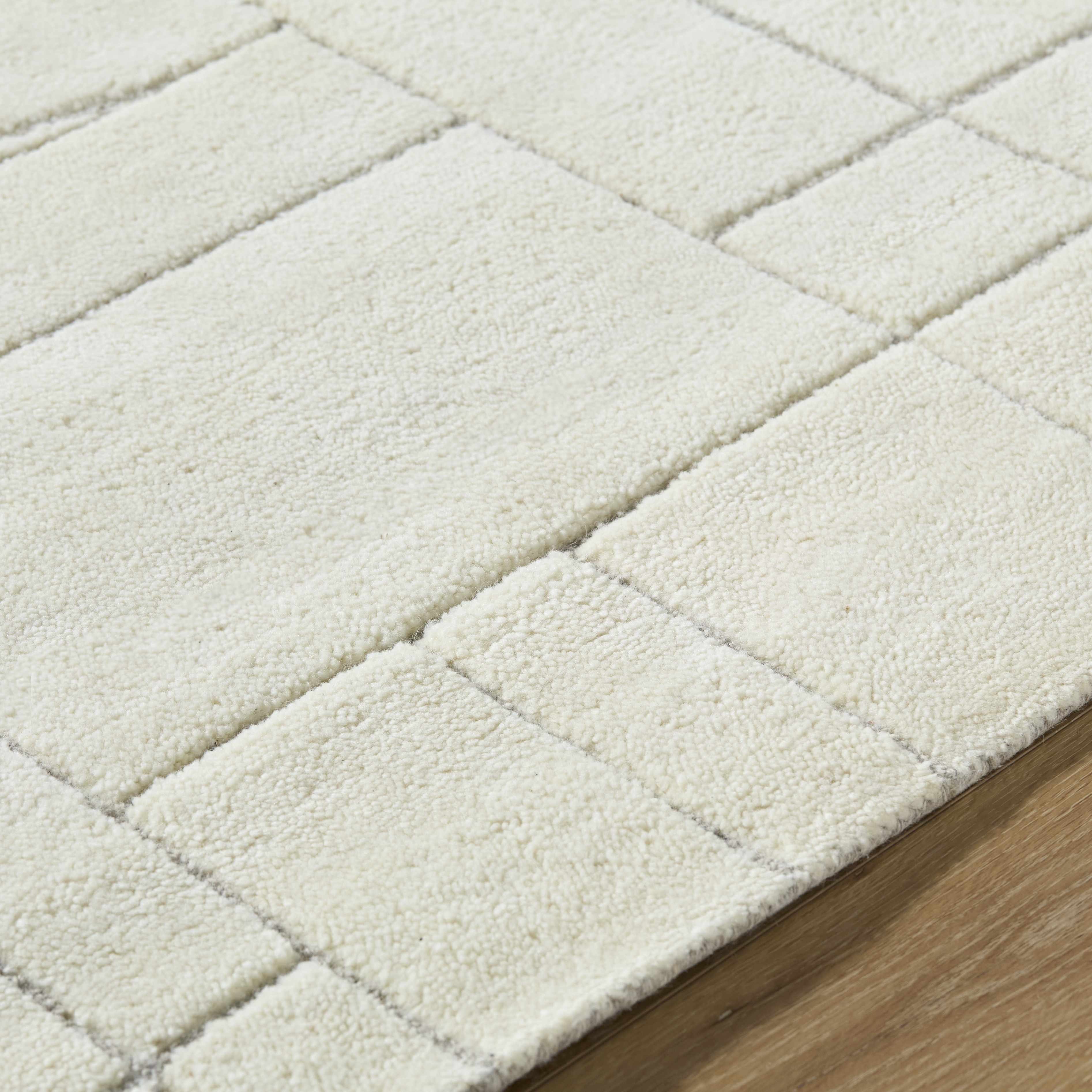 Fusao Off White Area Rug - Image 7