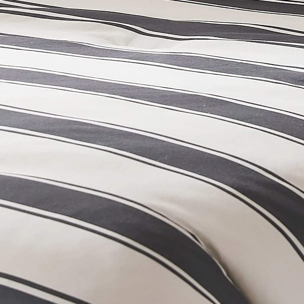 Gale Cabana Stripe Comforter Set - Image 37