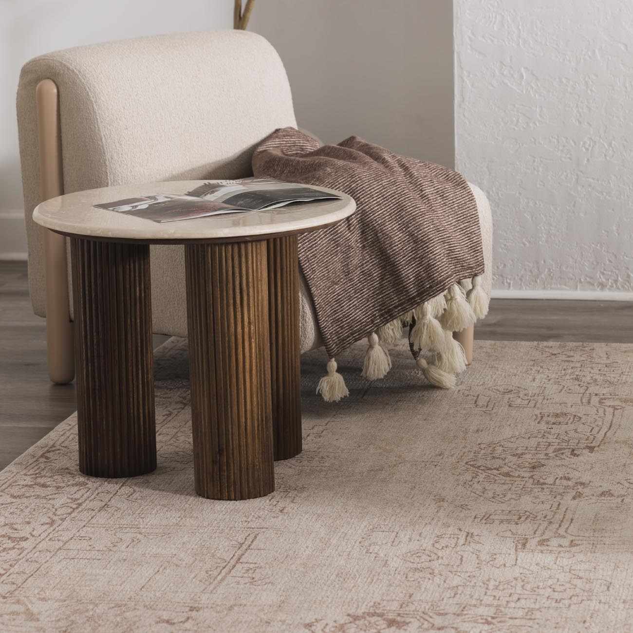 Galey Alix Collins Avenue V Vintage Medallion Rug - Image 10