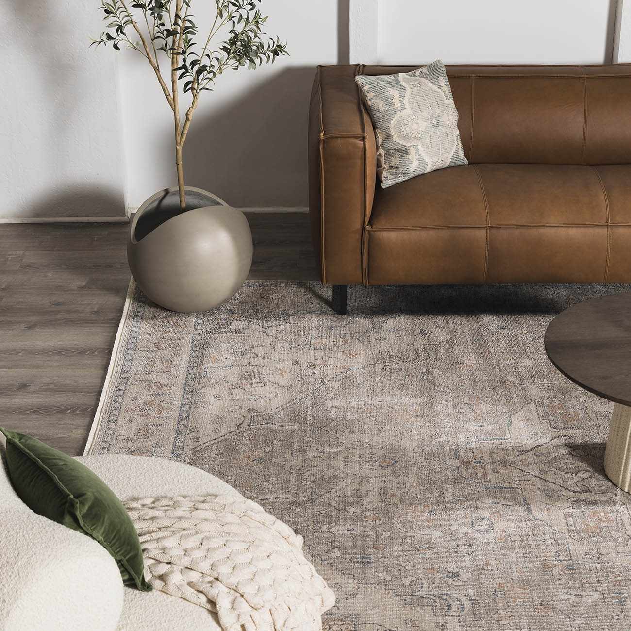 Galey Alix Maria Elena I Vintage Medallion Rug - Image 9