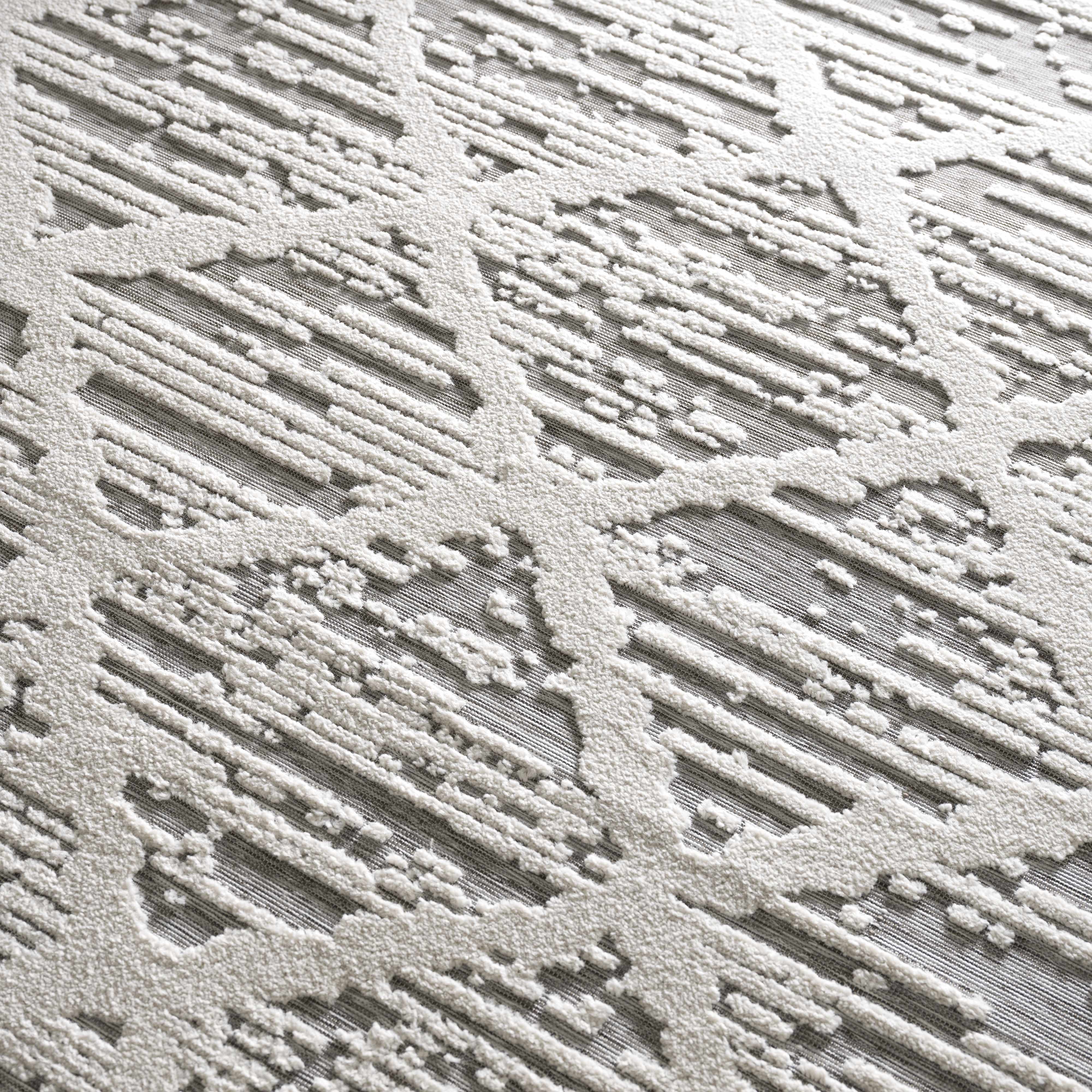 Gambang 3D Trellis Area Rug - Clearance - Image 13