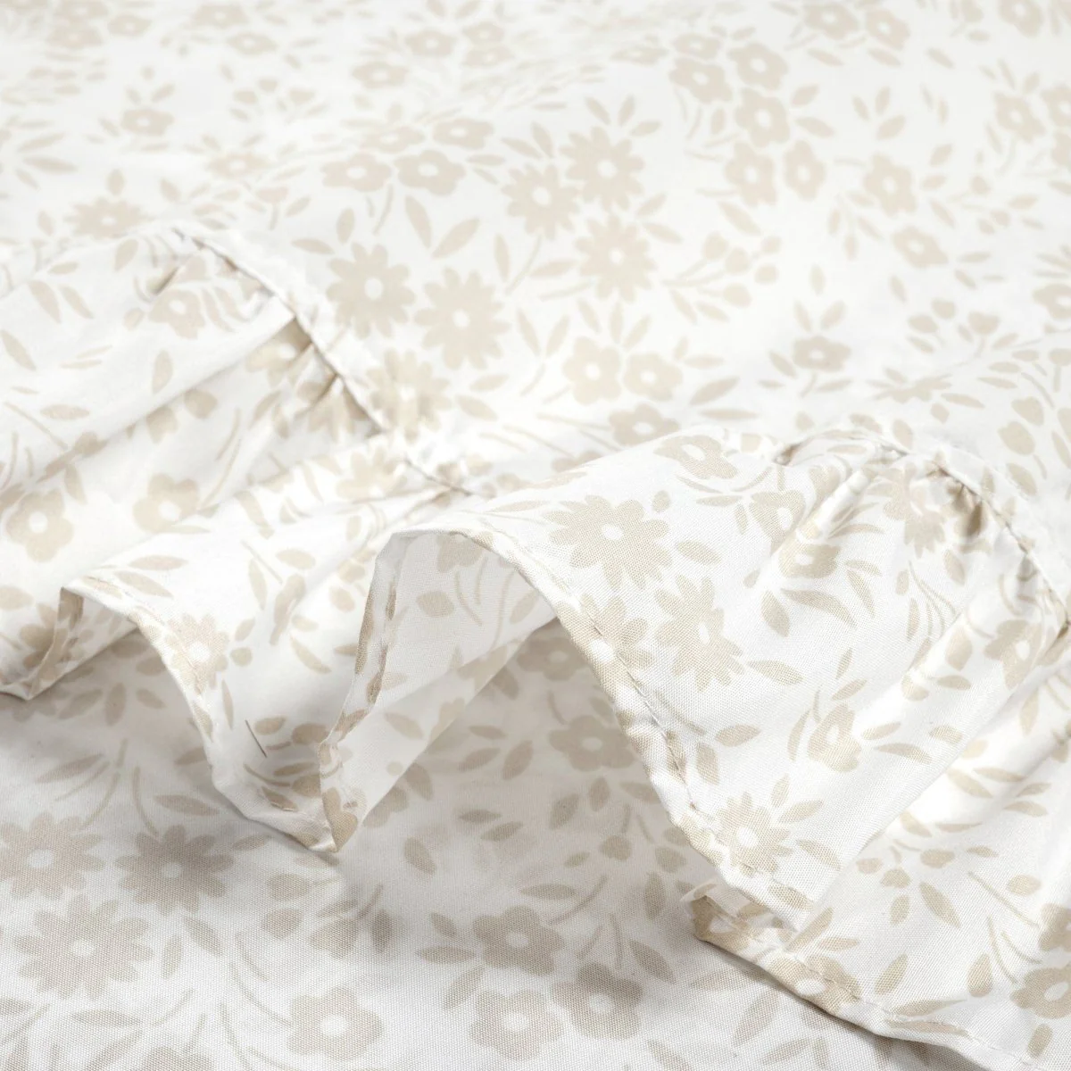 Garden Of Flowers Ruffle Sheet Set - Image 23