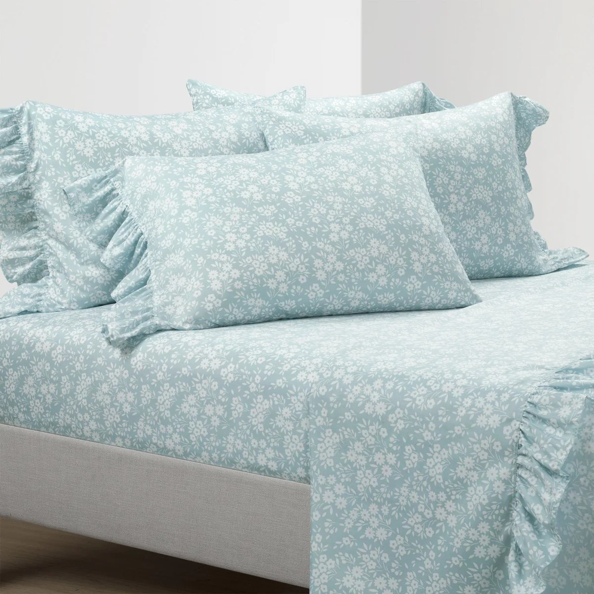 Garden Of Flowers Ruffle Sheet Set - Image 3