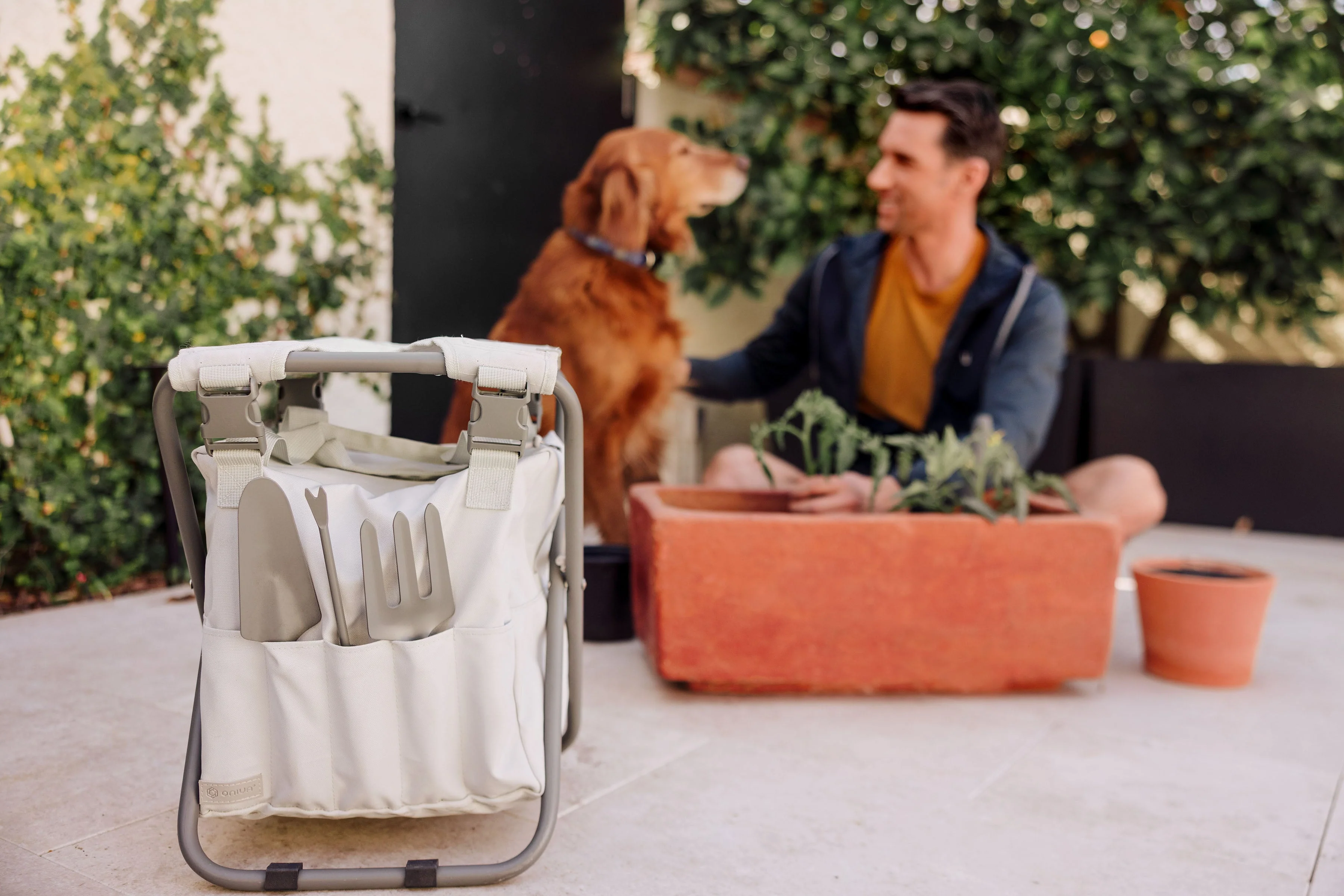 Gardener 2.0 Folding Seat with Tools - Image 13