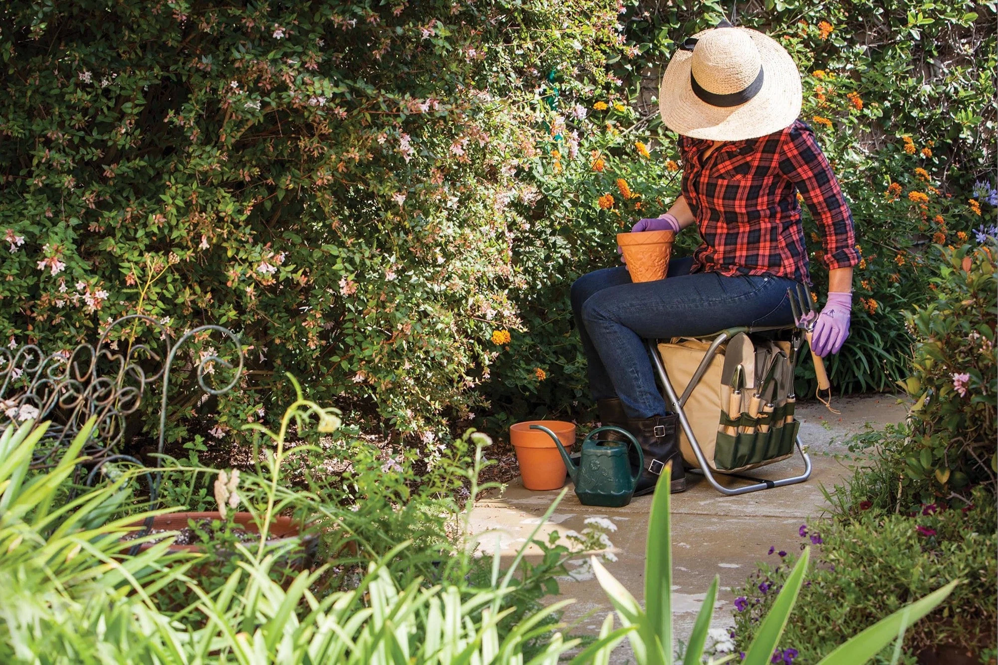 Gardener Folding Seat with Tools - Image 4