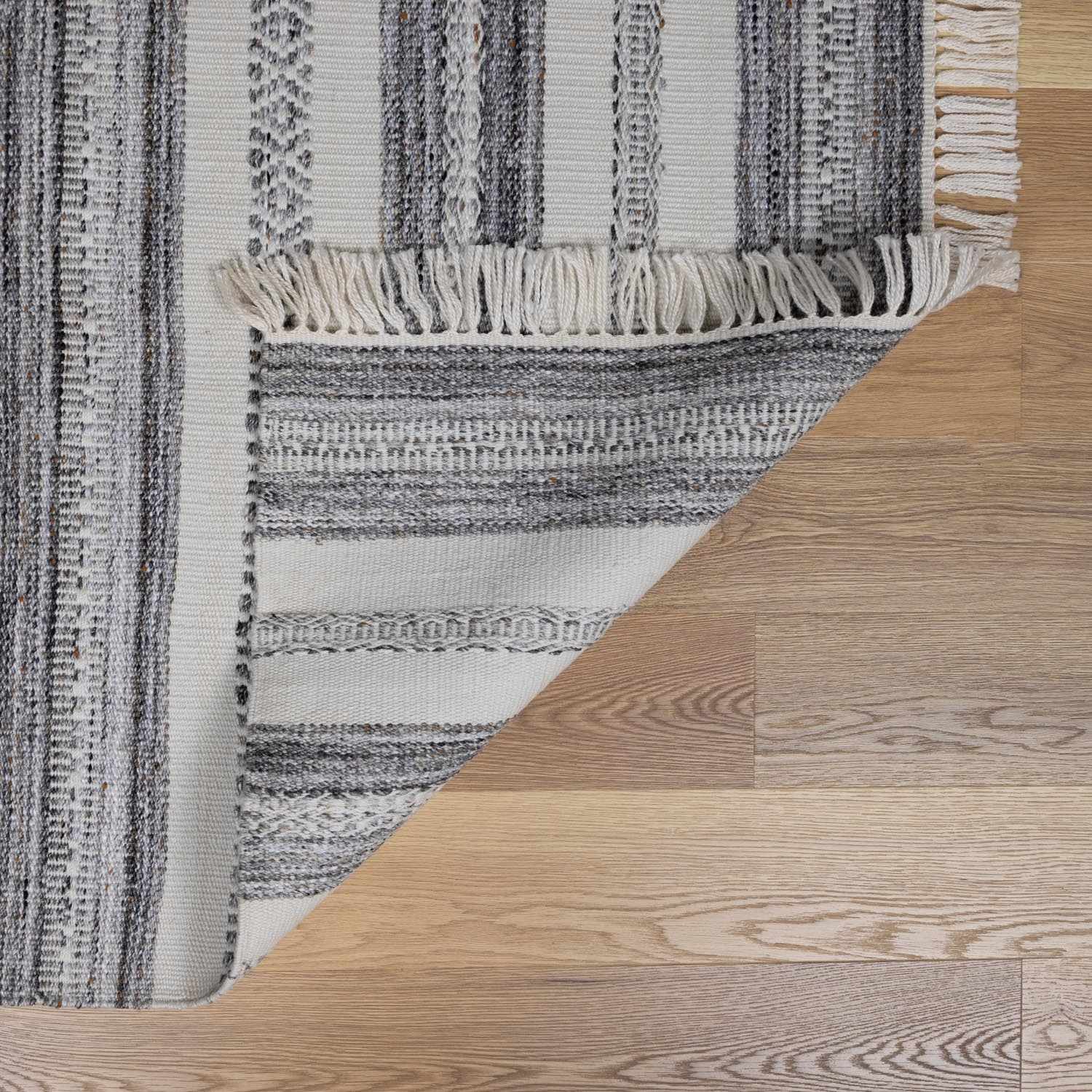 Geographe Indoor & Outdoor Rug - Clearance - Image 4