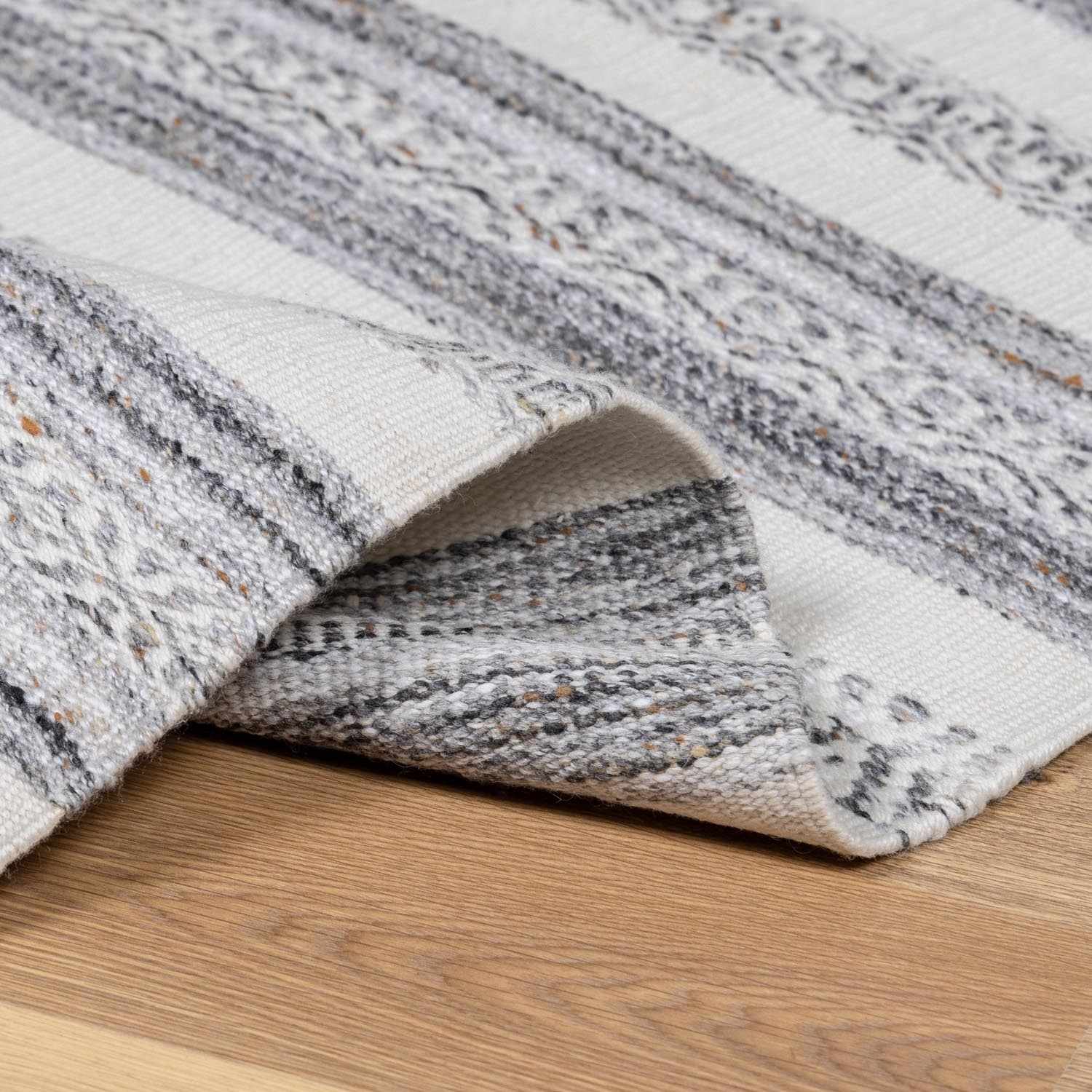 Geographe Indoor & Outdoor Rug - Clearance - Image 5
