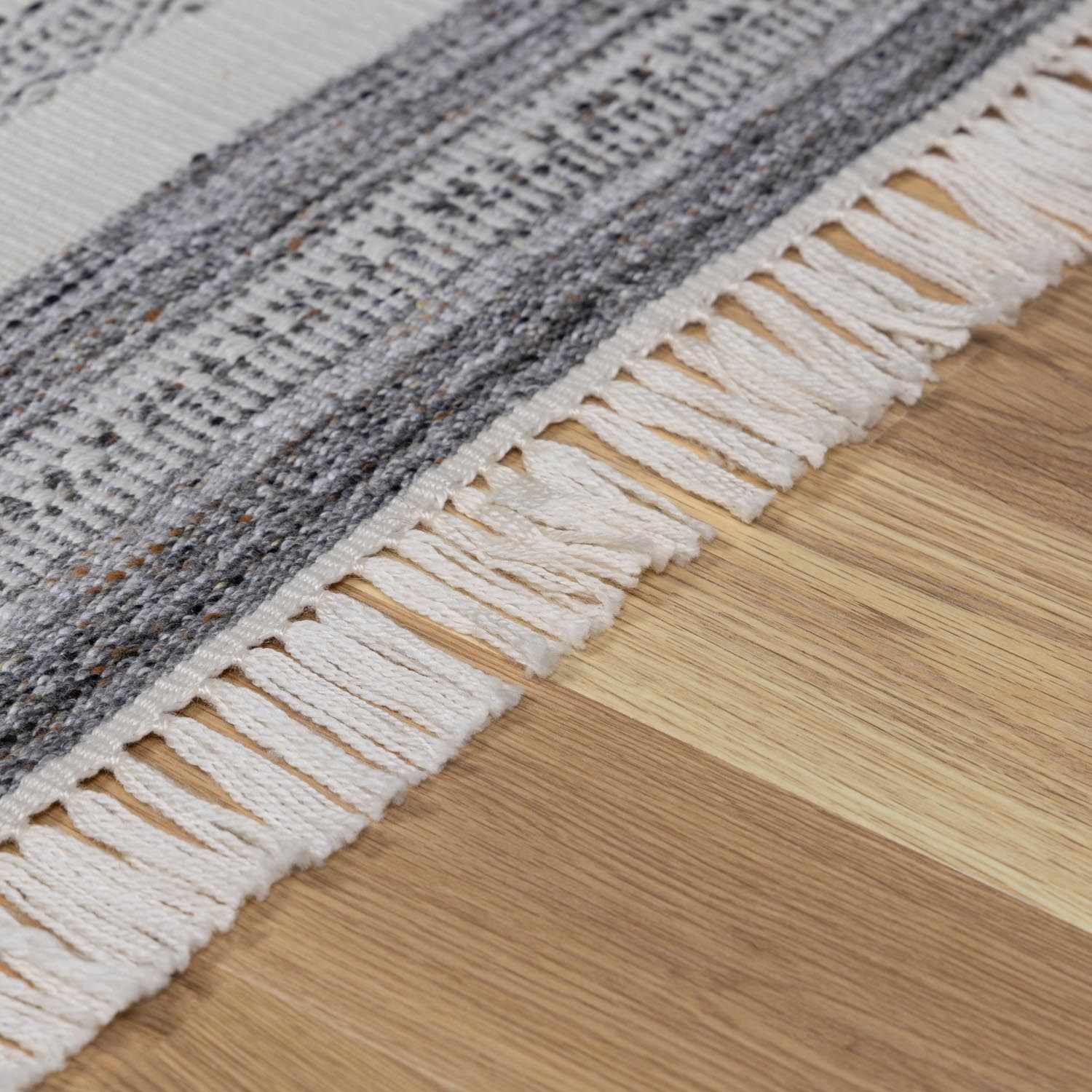 Geographe Indoor & Outdoor Rug - Clearance - Image 8