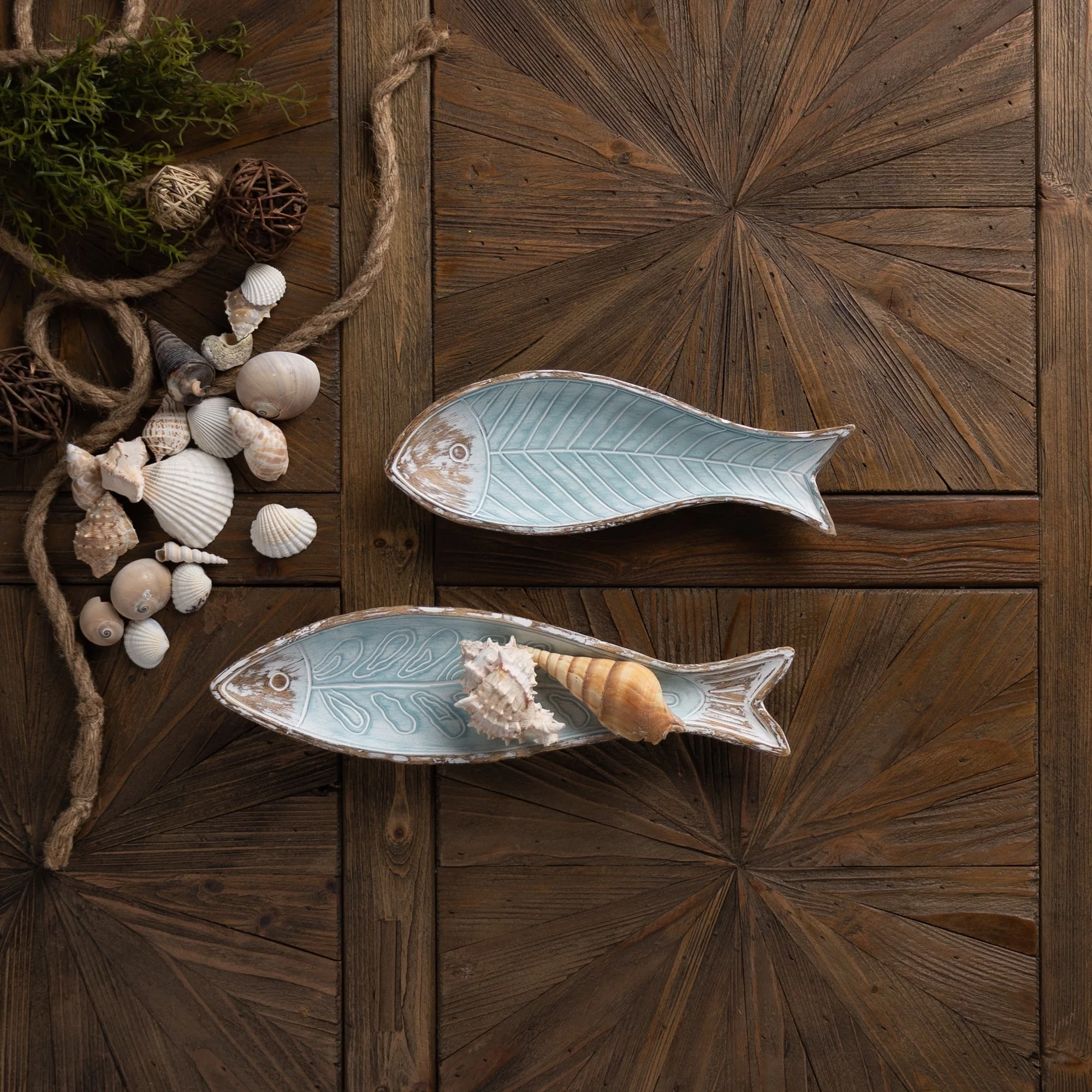 Geometric Etched Fish Plate (Set of 2) - Image 2