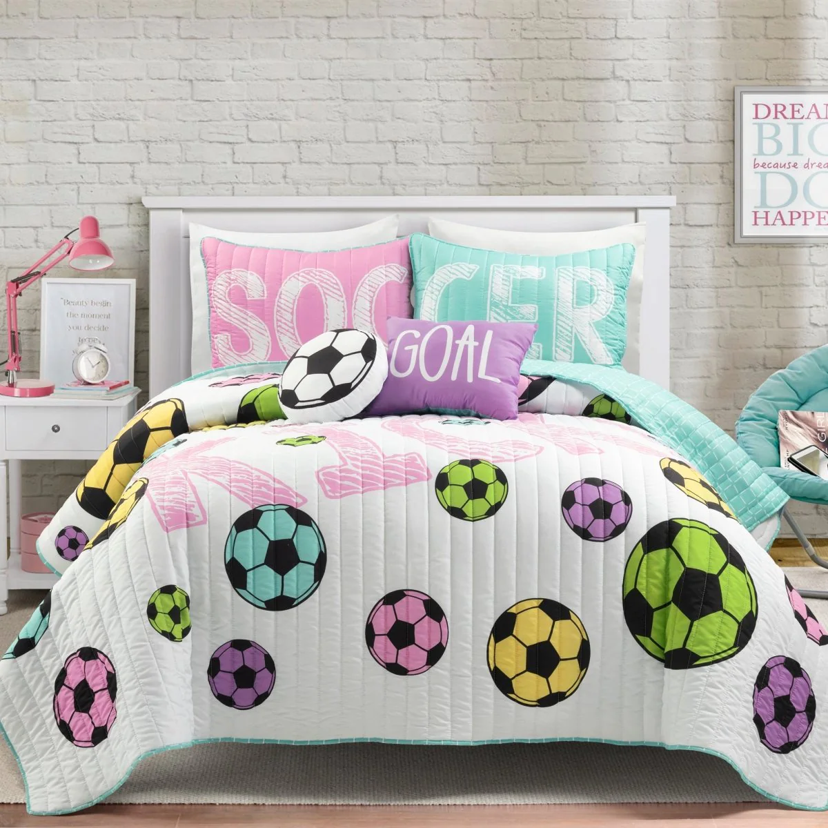 Girls Soccer Kick Quilt Set - Image 13