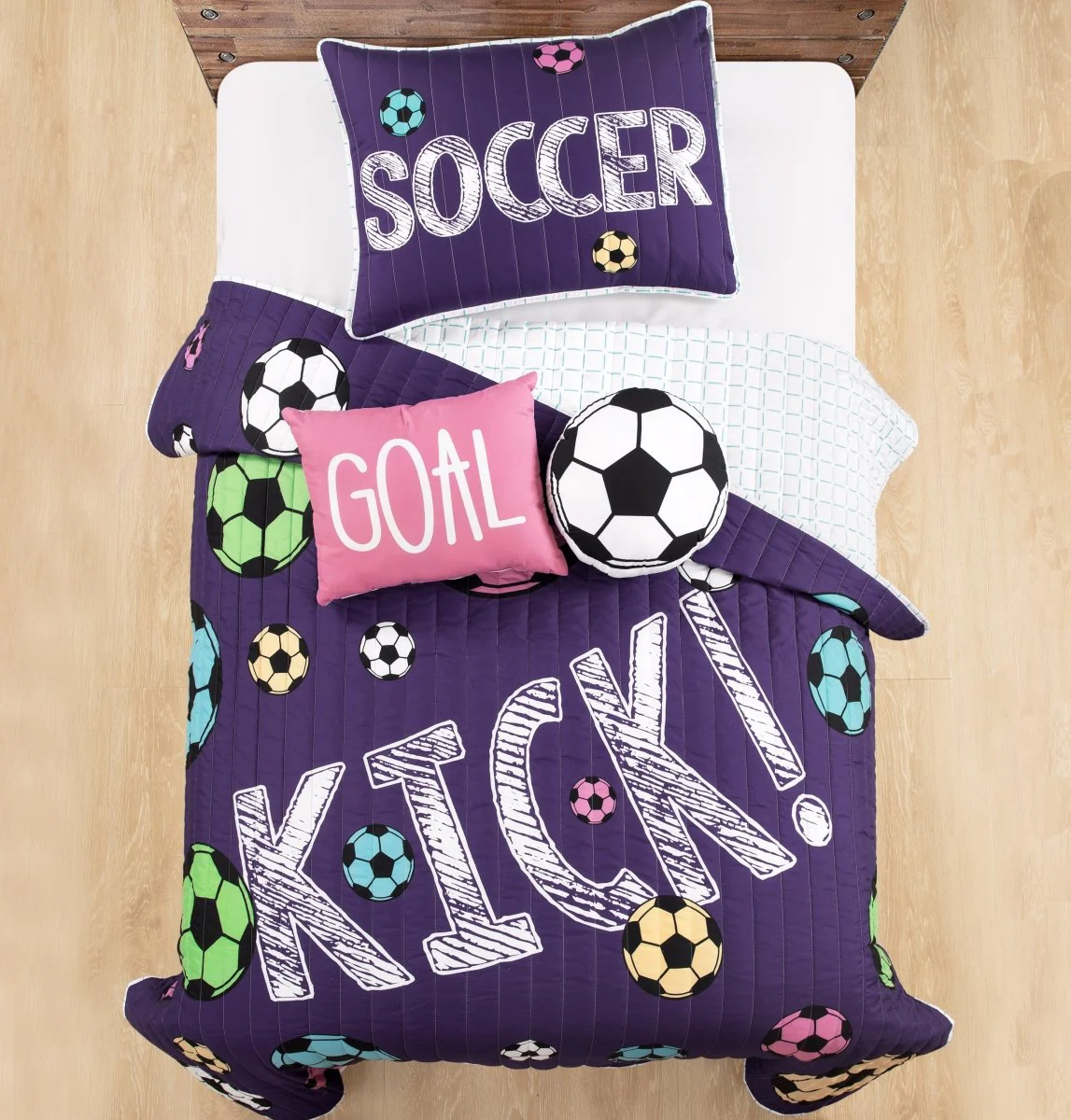 Girls Soccer Kick Quilt Set - Image 8