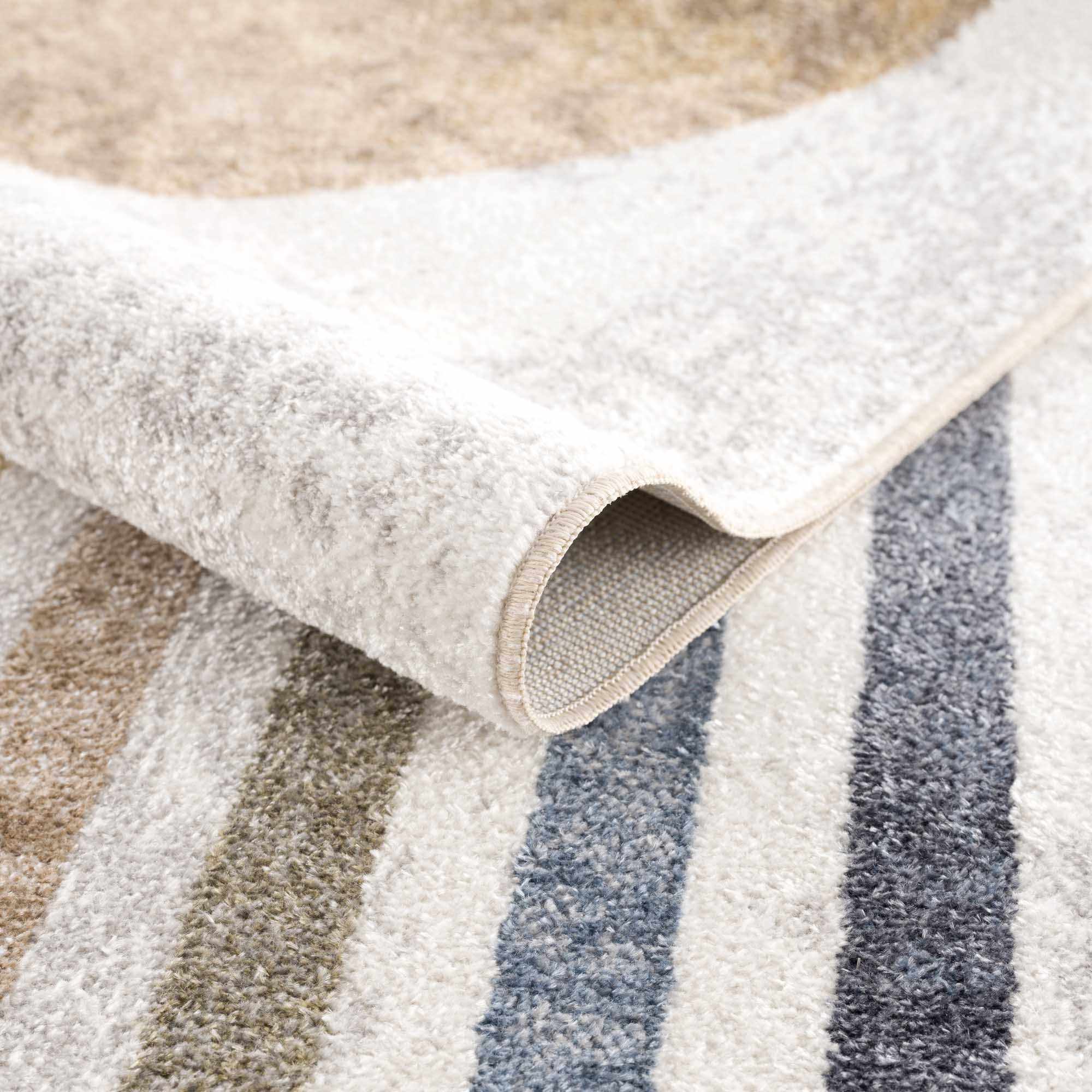 Giza Washable Area Rug - Image 7