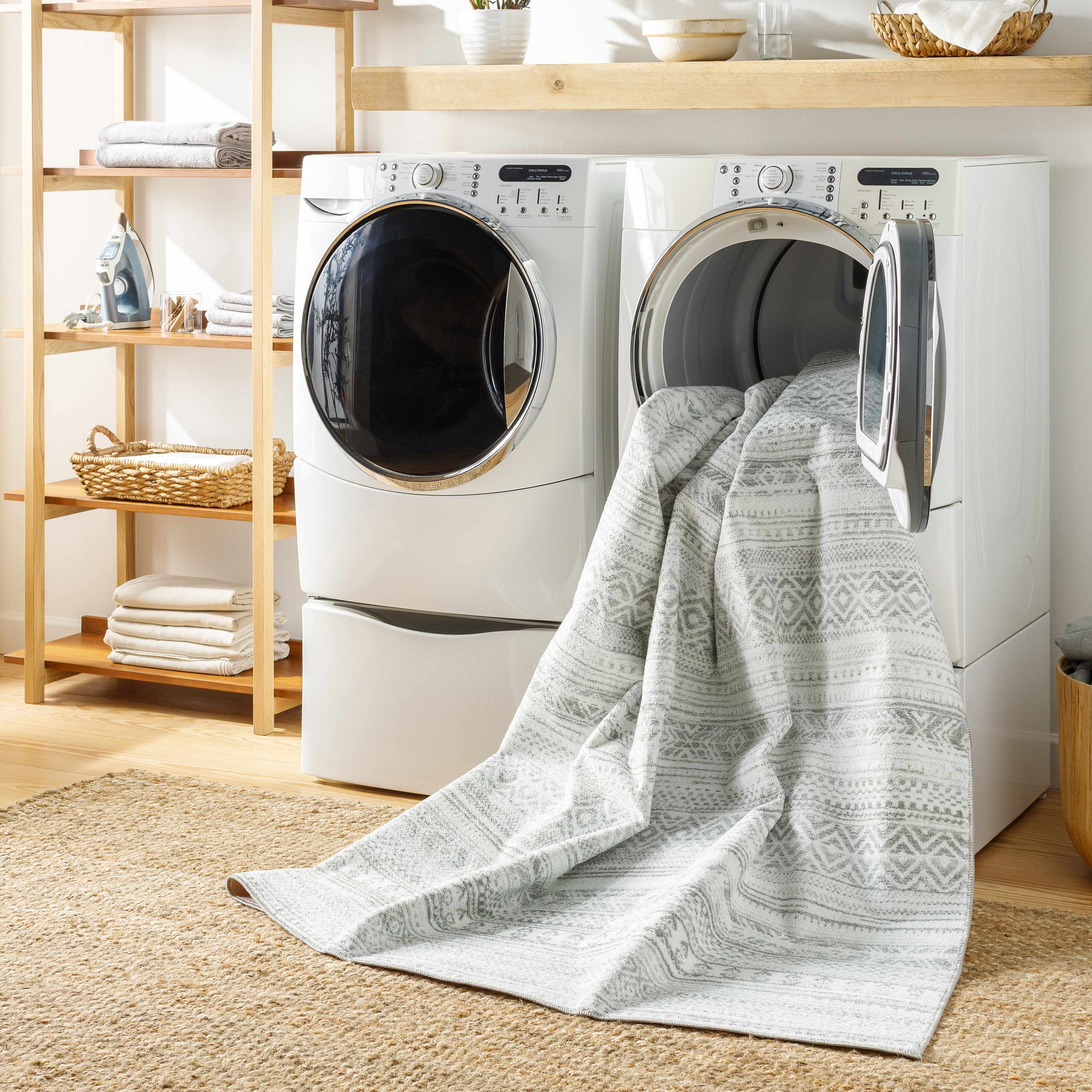 Gizeh Silverton Washable Area Rug - Clearance - Image 9