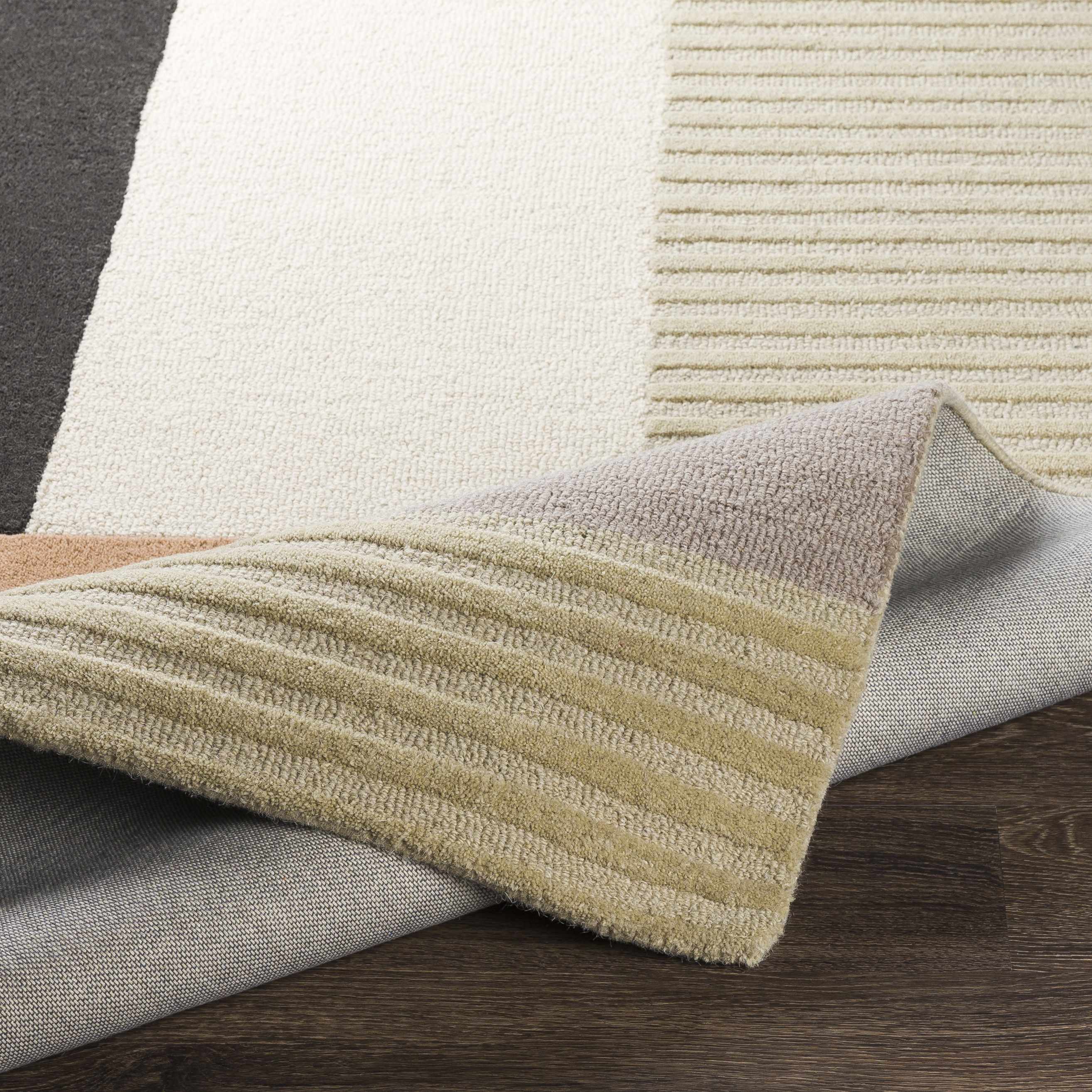 Glenmavis Area Rug - Image 5