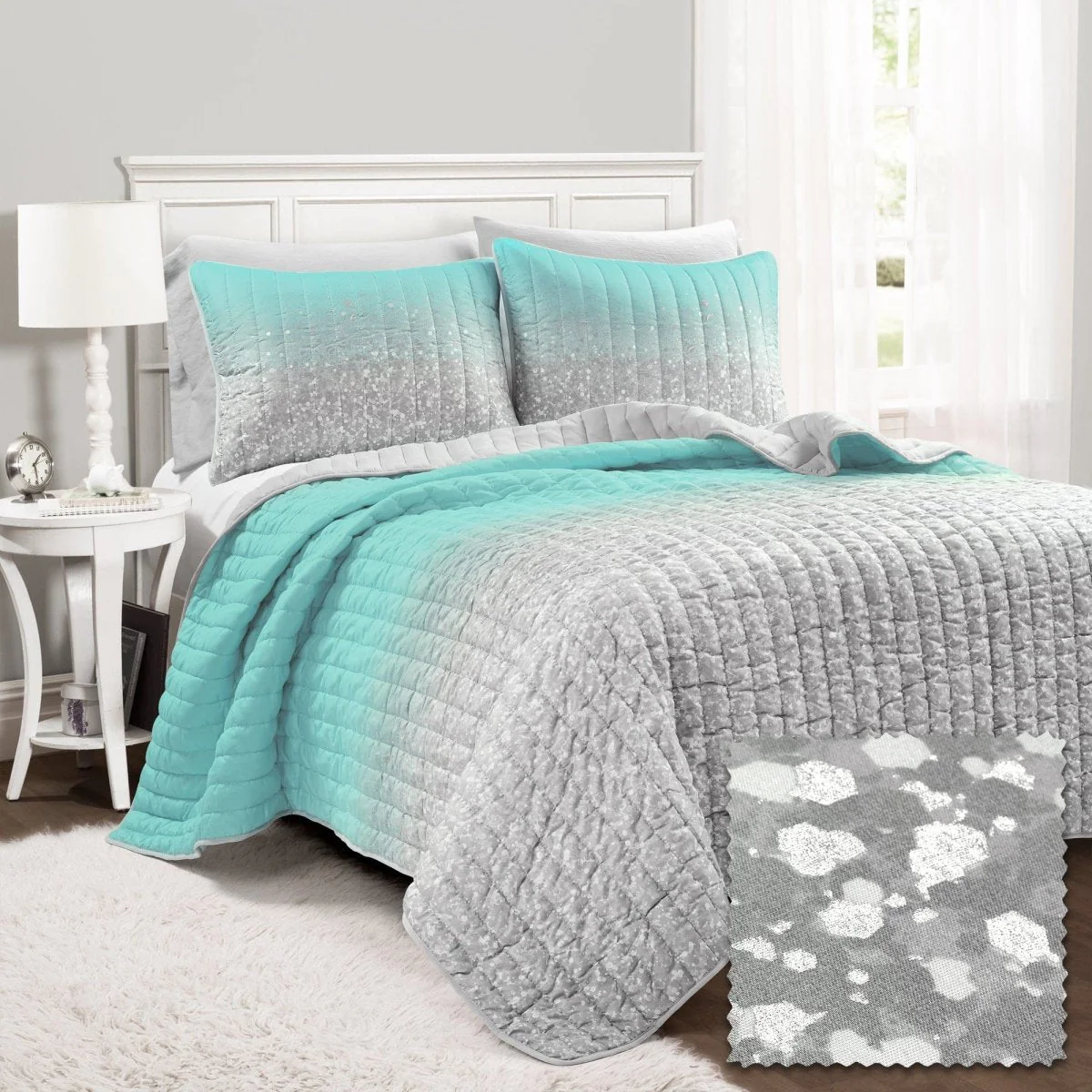 Glitter Ombre Metallic Print Quilt Set With Pillowcases - Image 8