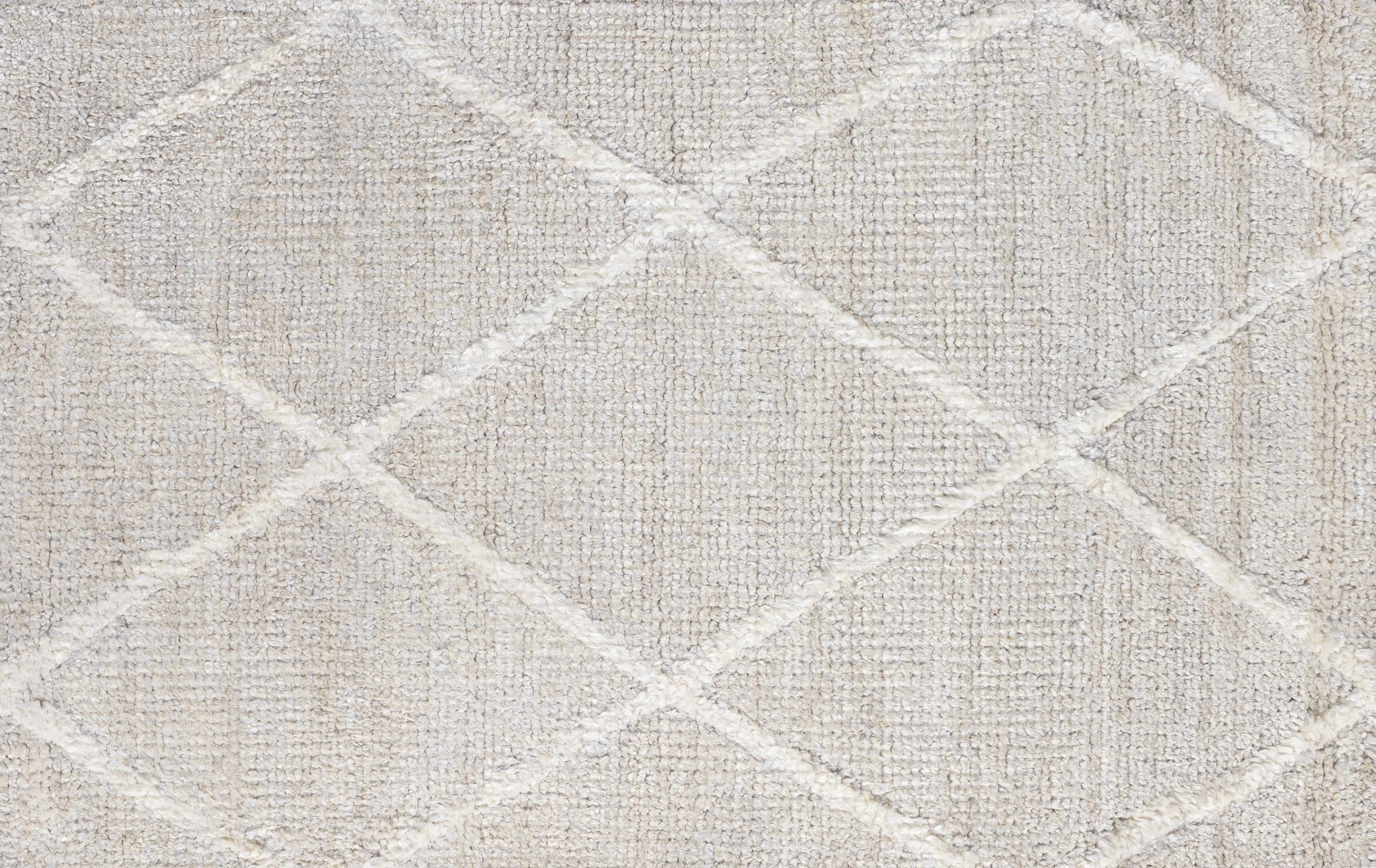 Gonvick Area Rug - Clearance - Image 5