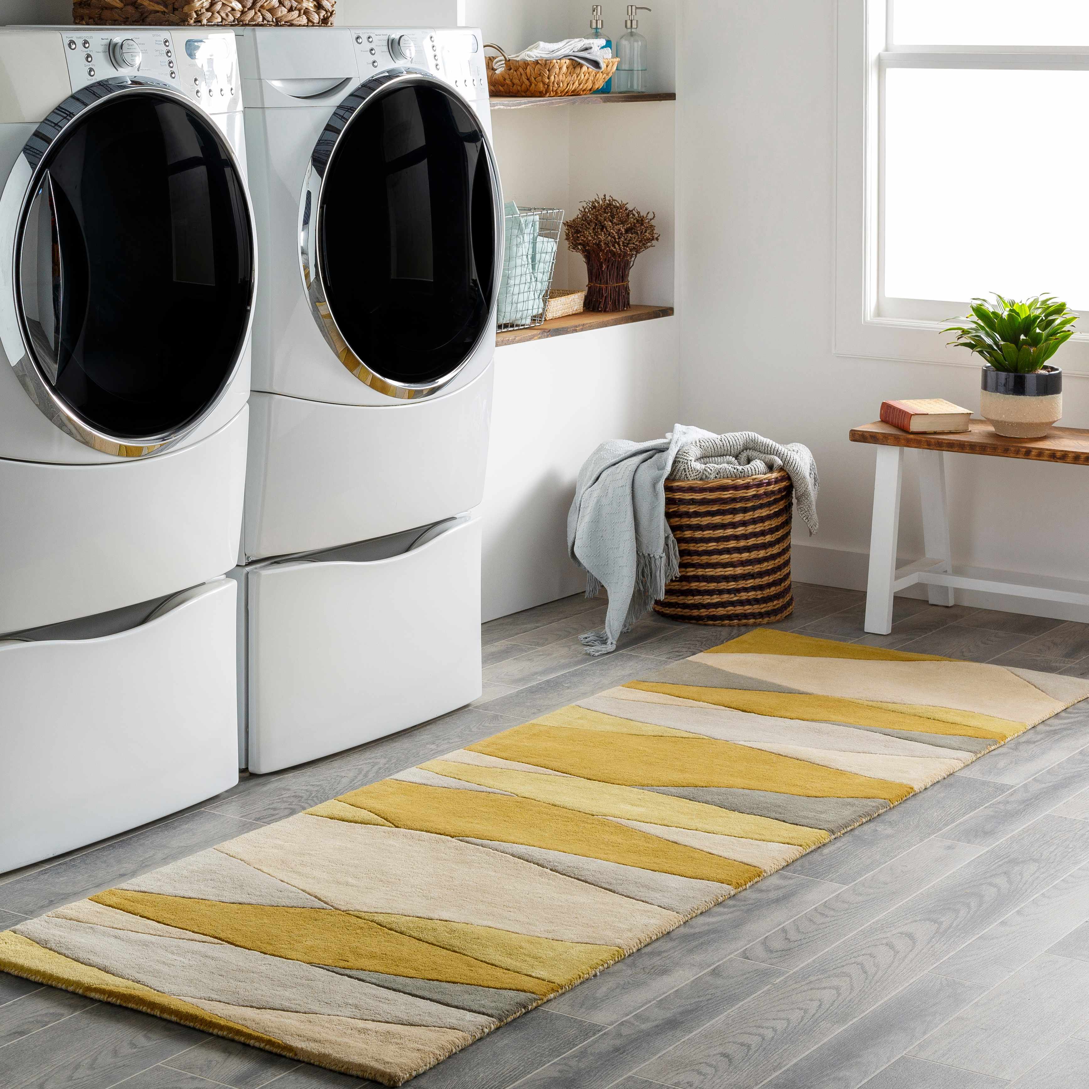 Goodsprings Modern Wool Rug - Image 3