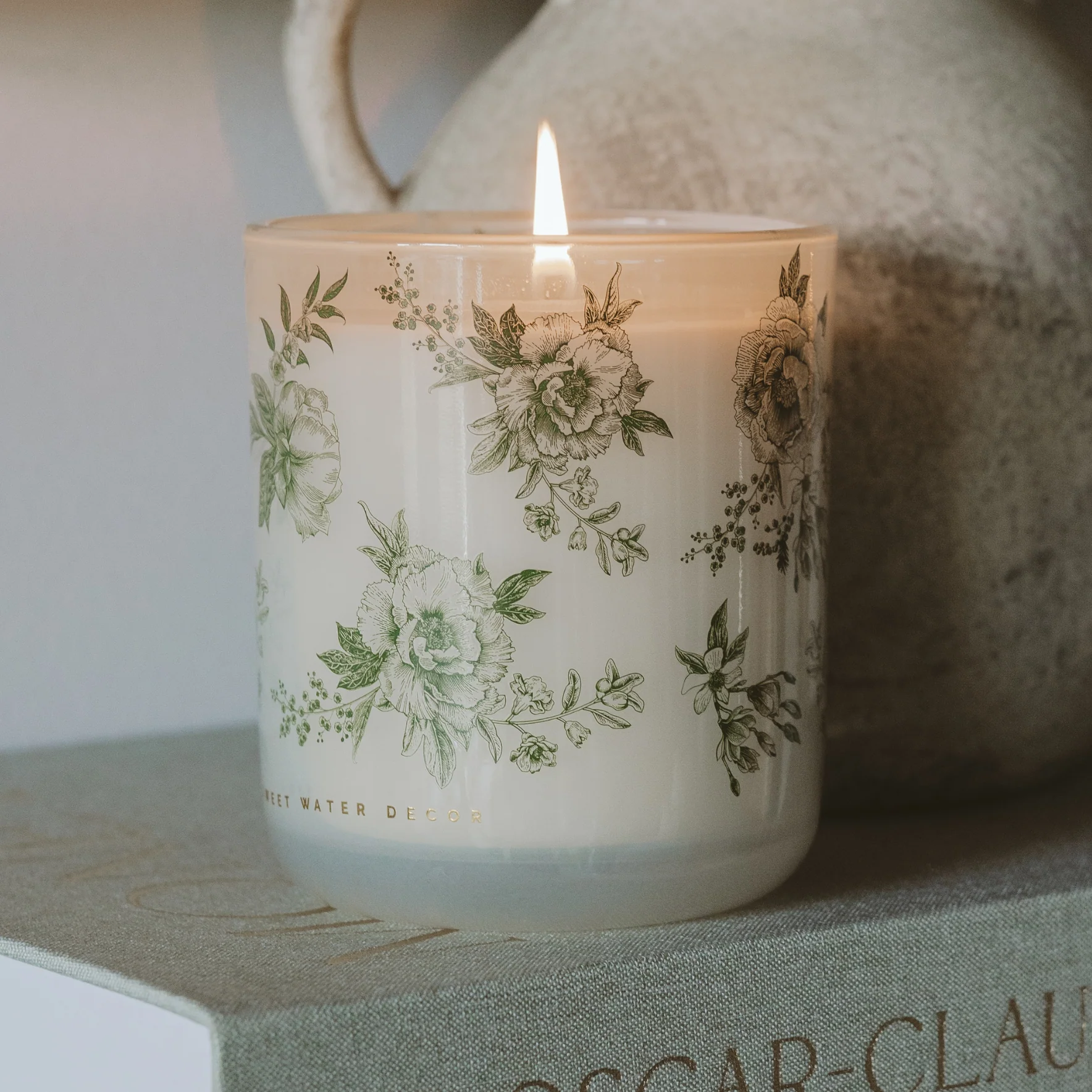 Green Delft Soy Candle - White Translucent Tinted Glass Jar - 12 oz - Image 4