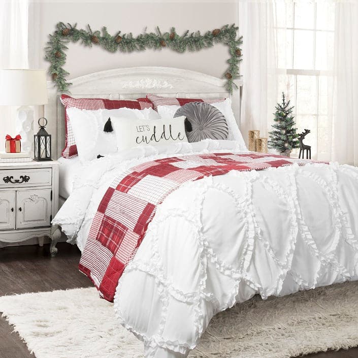 Greenville 3 Piece Quilt Set - Image 13
