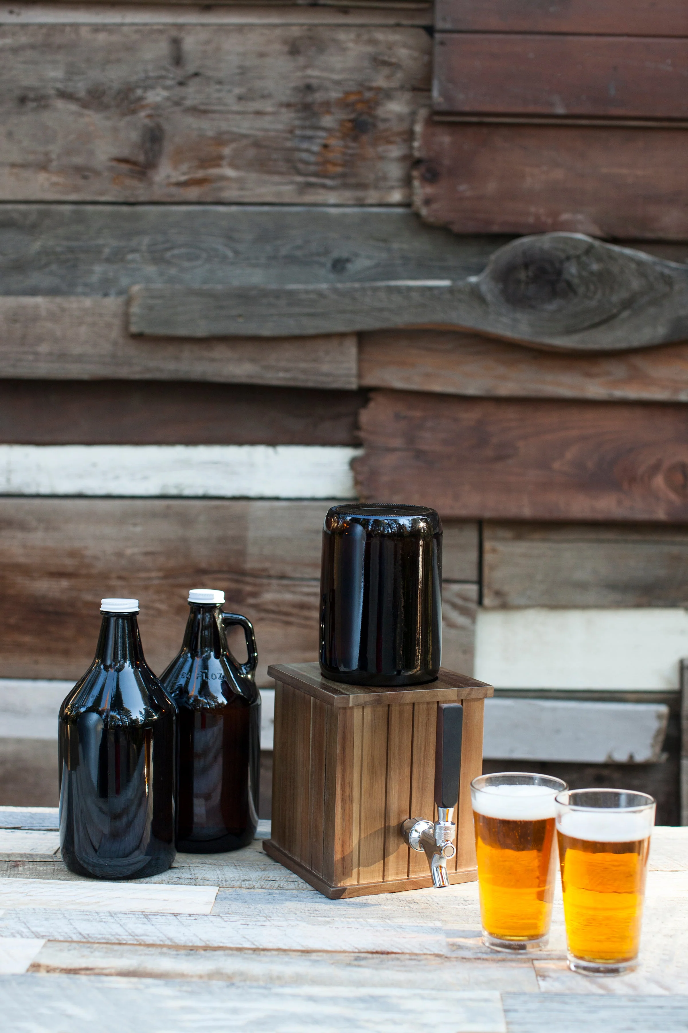 Growler Tap with 64 oz. Glass Growler - Image 5