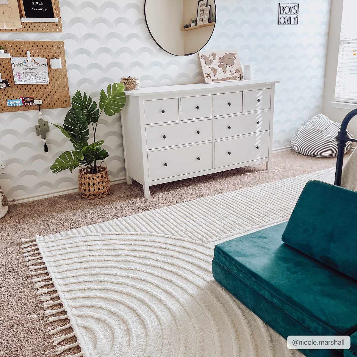 Guiling 3D Rainbow Area Rug with Tassels - Image 2