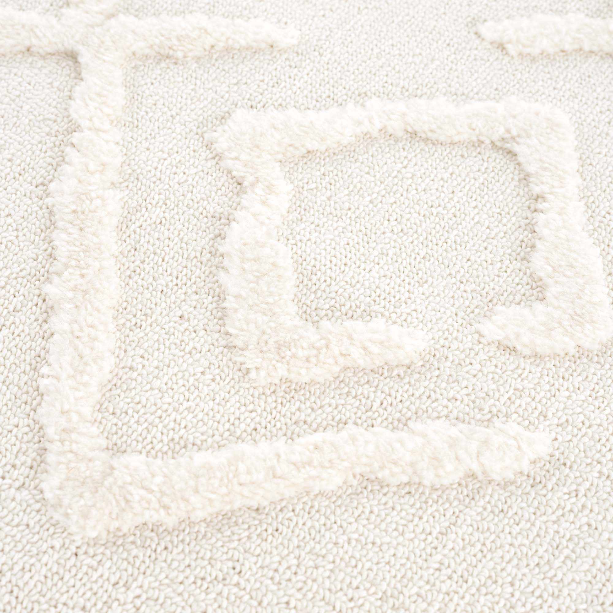 Gyundyukoru Area Rug - Image 20