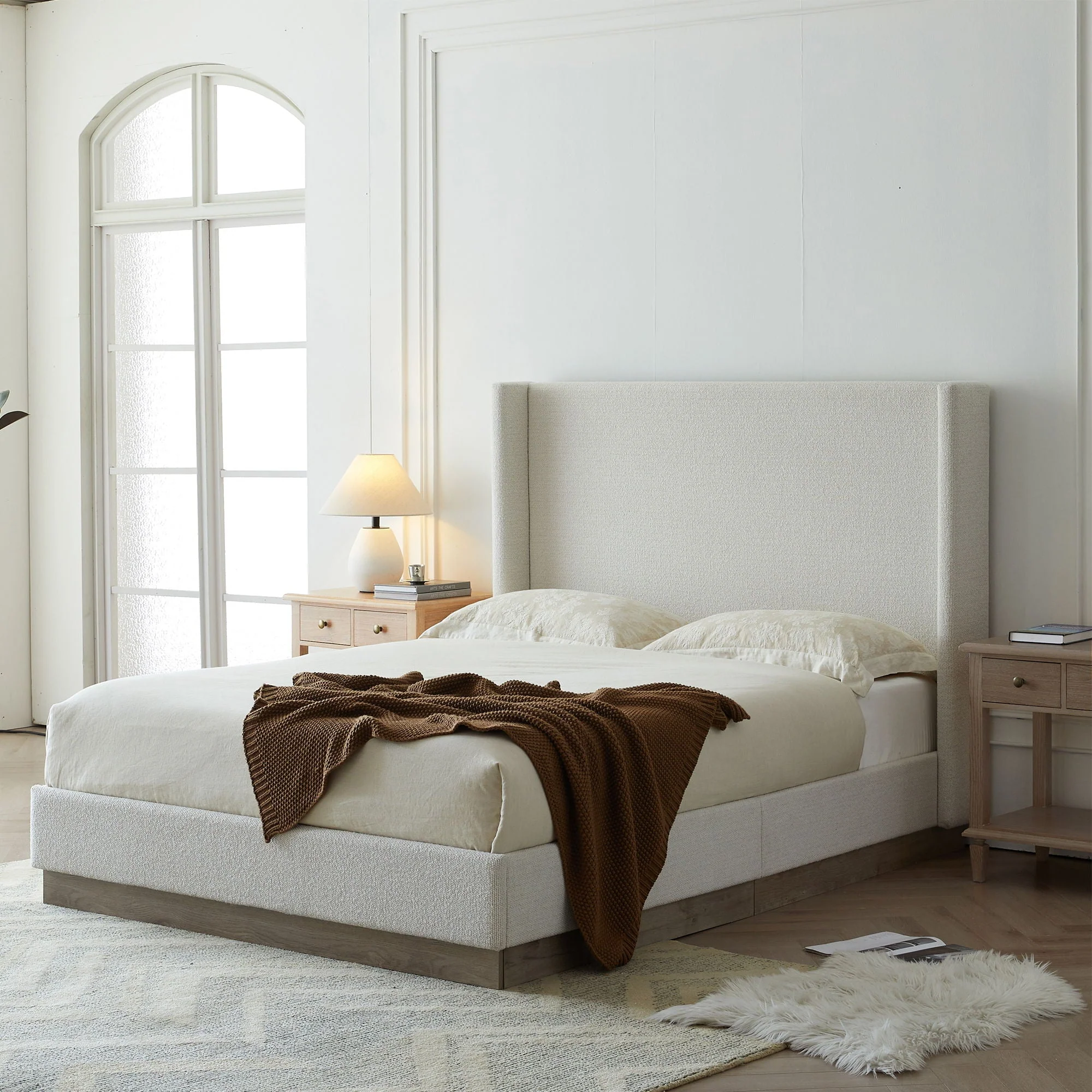 Hale - Upholstered Wingback Bed - Image 3