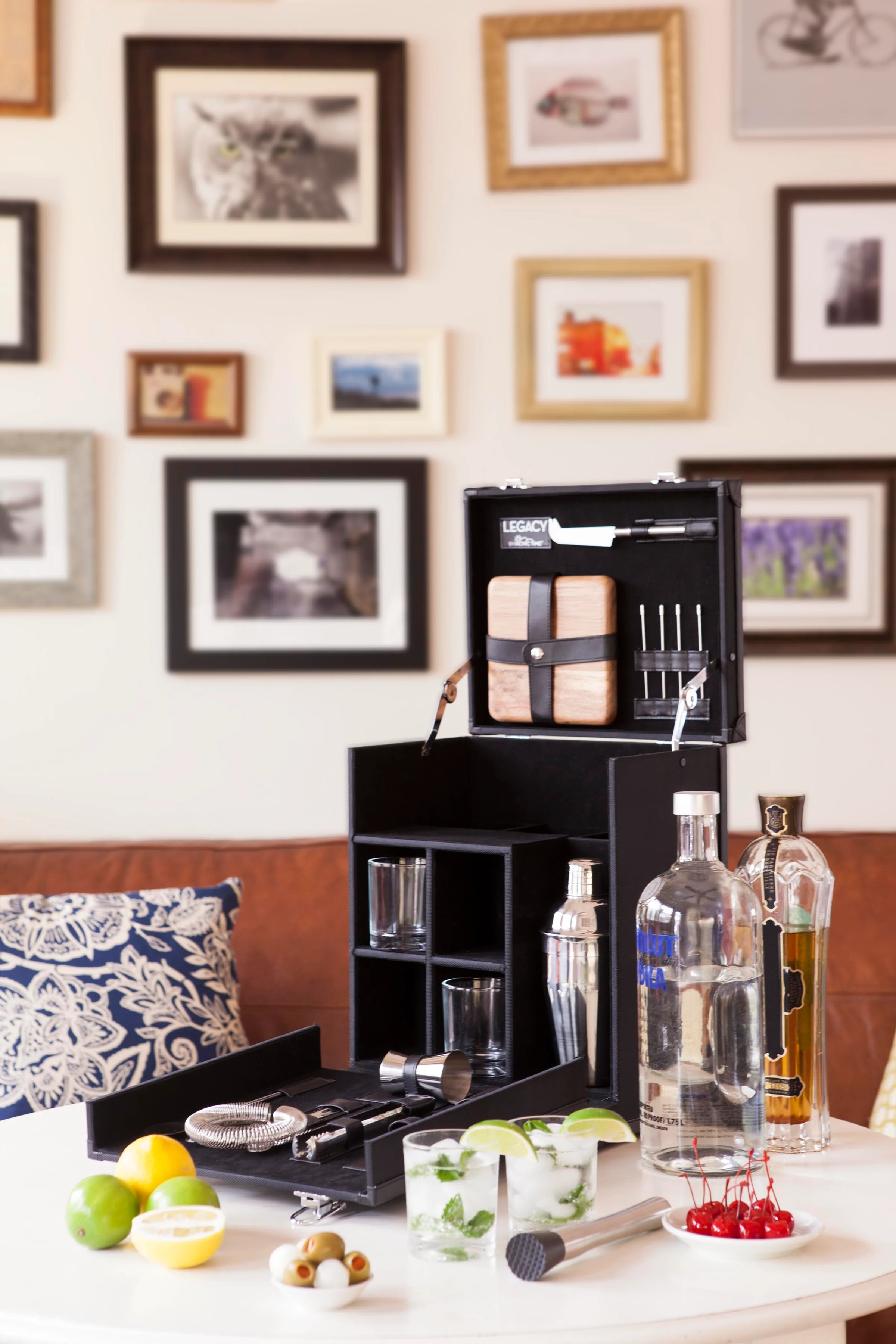 Hamilton Portable Cocktail Bar - Image 7