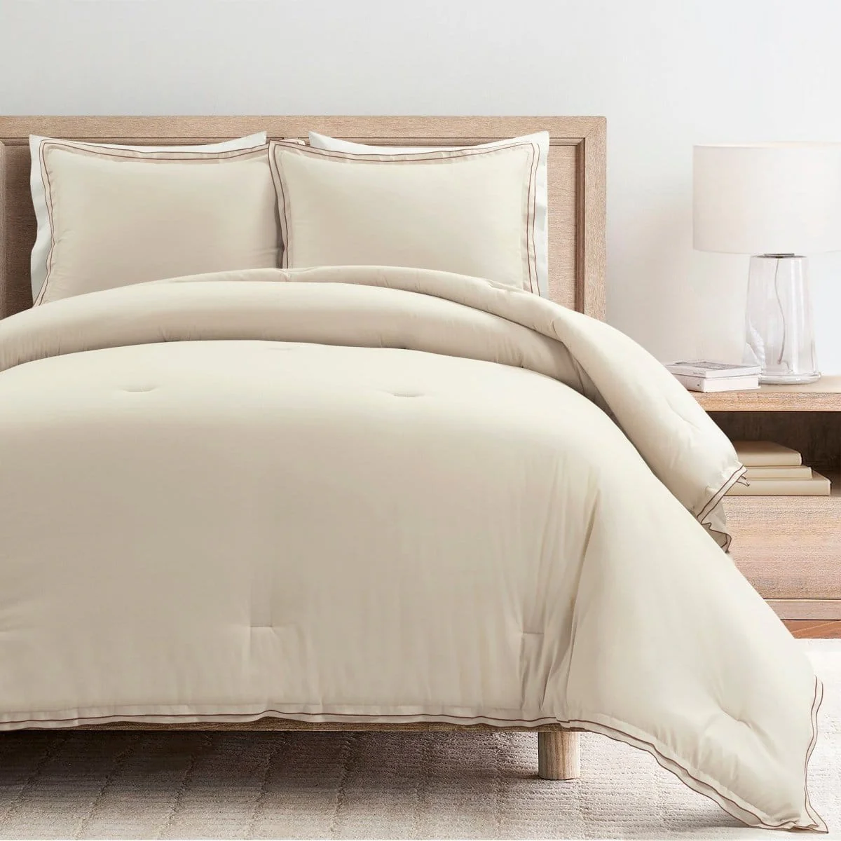 Hampton Double Flange Embroidered Contrast Edge Comforter Set - Image 15