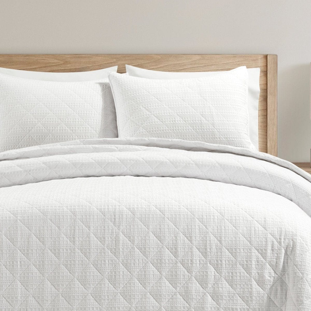 Haniya Solid Waffle Woven Cotton Textured Quilt Set - Image 2