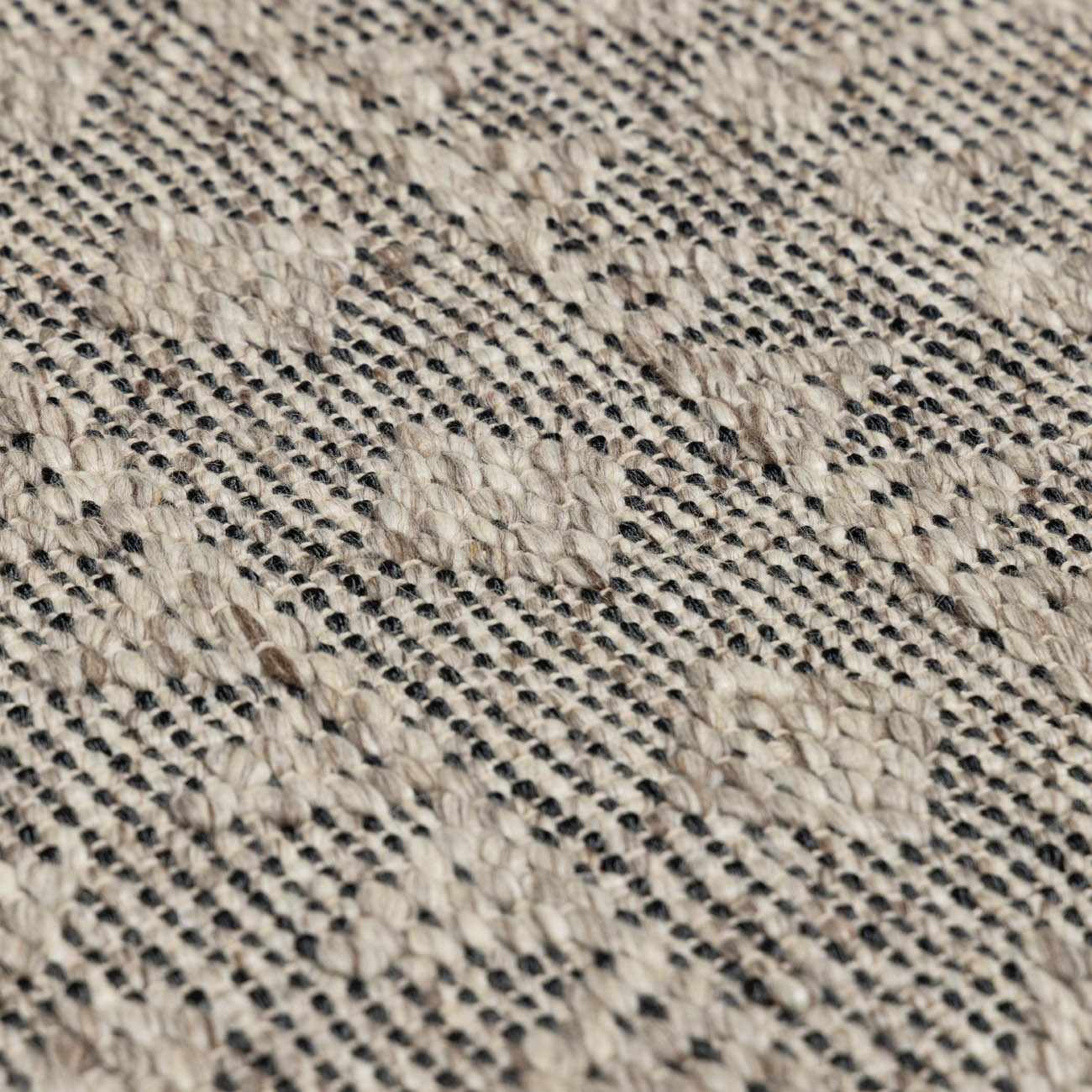 Hanston Handmade Faux Silk Rug - Clearance - Image 8