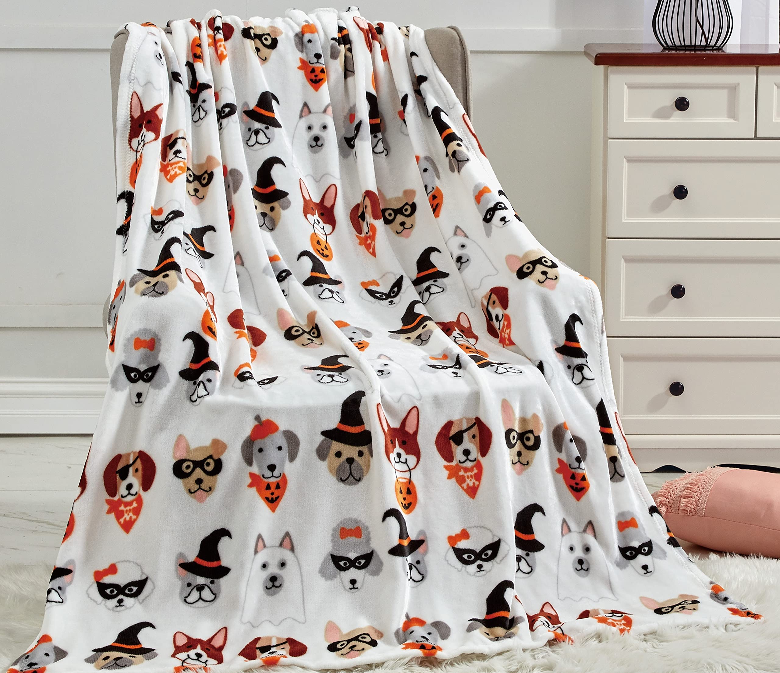 Happy Halloween Microplush Throw Blanket (50 X 60 Inch) - Pumpkins - Image 4