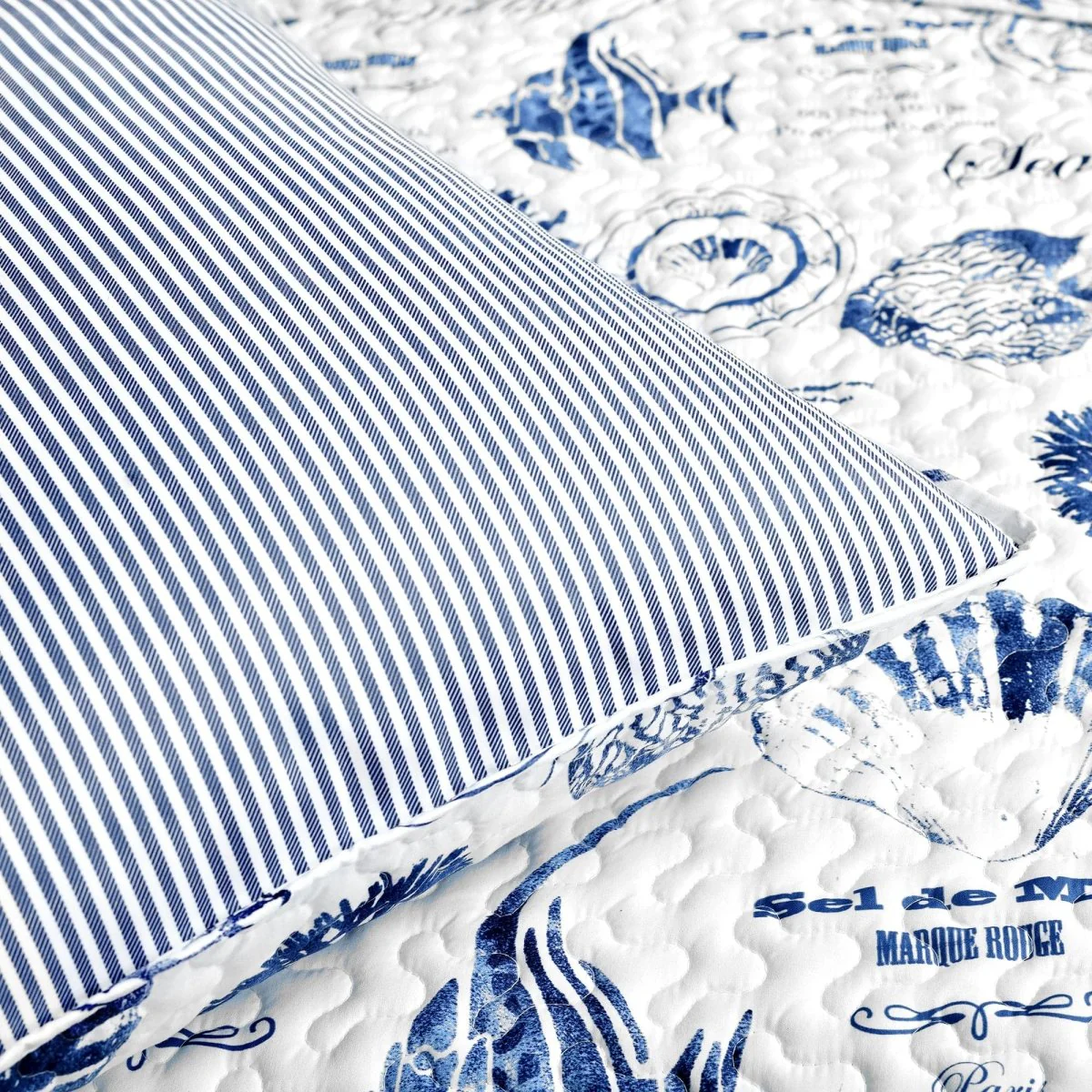 Harbor Life Reversible Quilt Set - Image 4