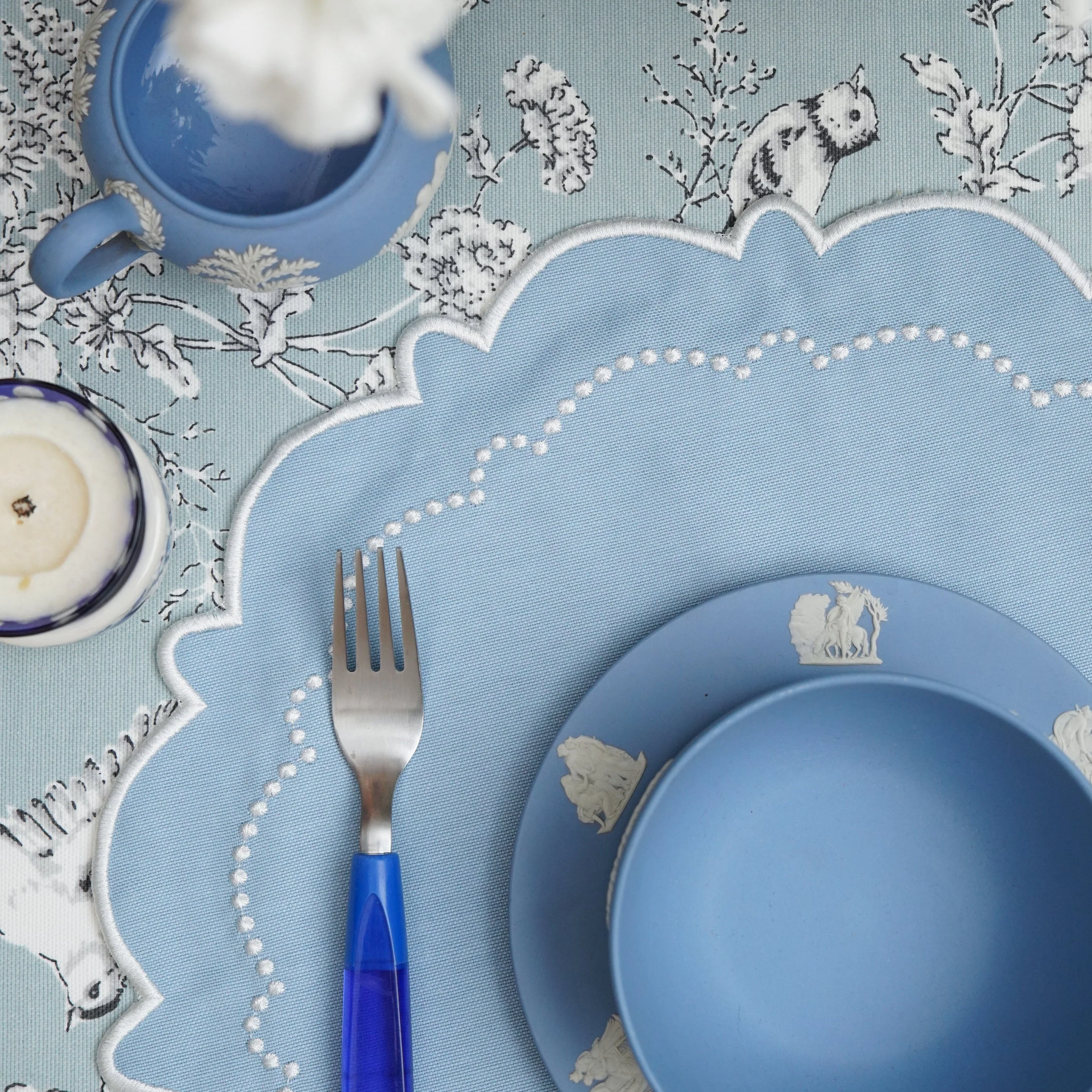 Harmony Blue Round Fabric Placemats - Image 8