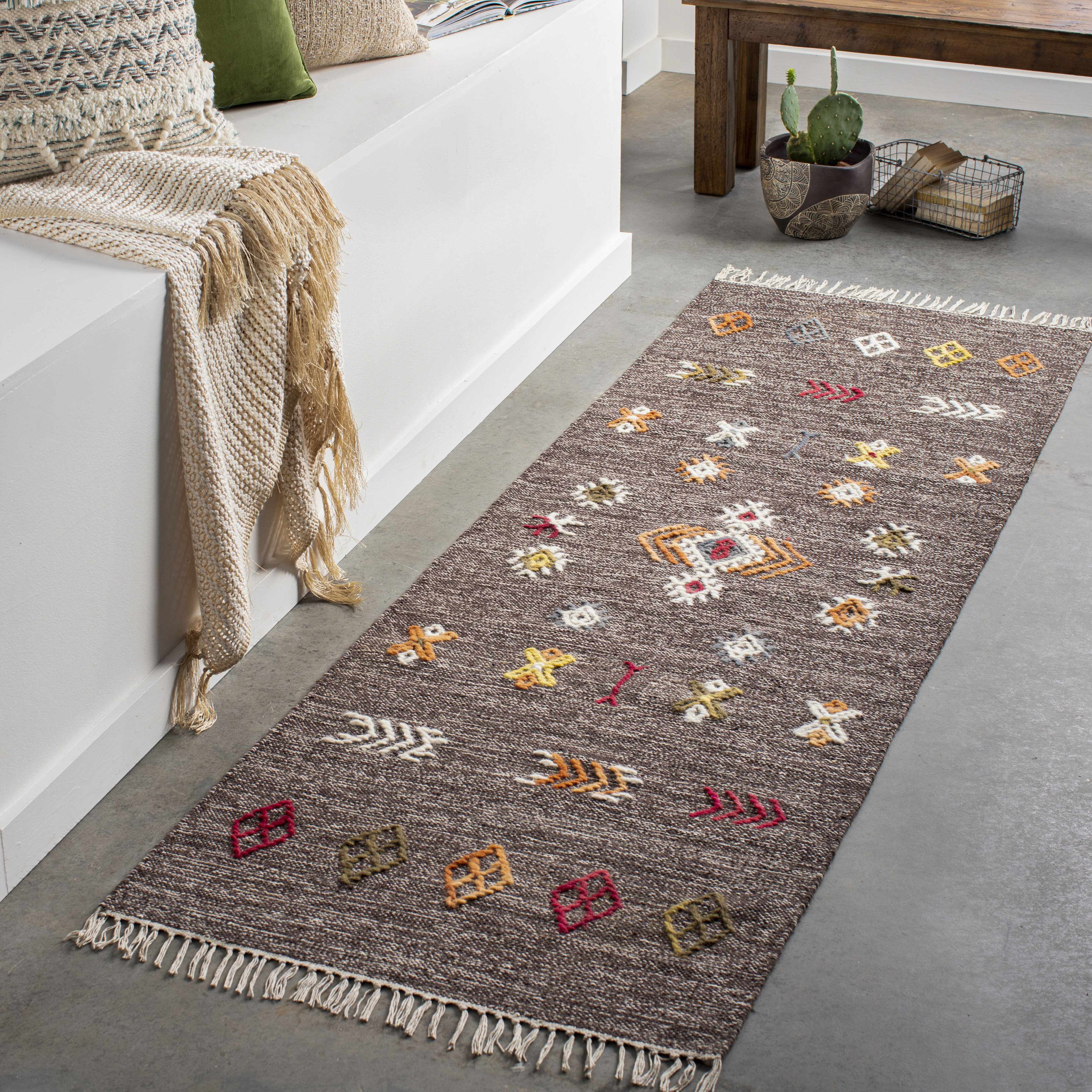 Hartshill Area Rug - Clearance - Image 3