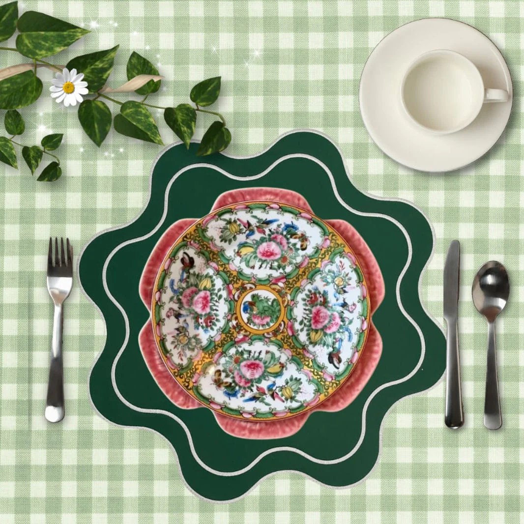 HAVEN GREEN WAVY EDGE FAUX LEATHER PLACEMAT - Image 7