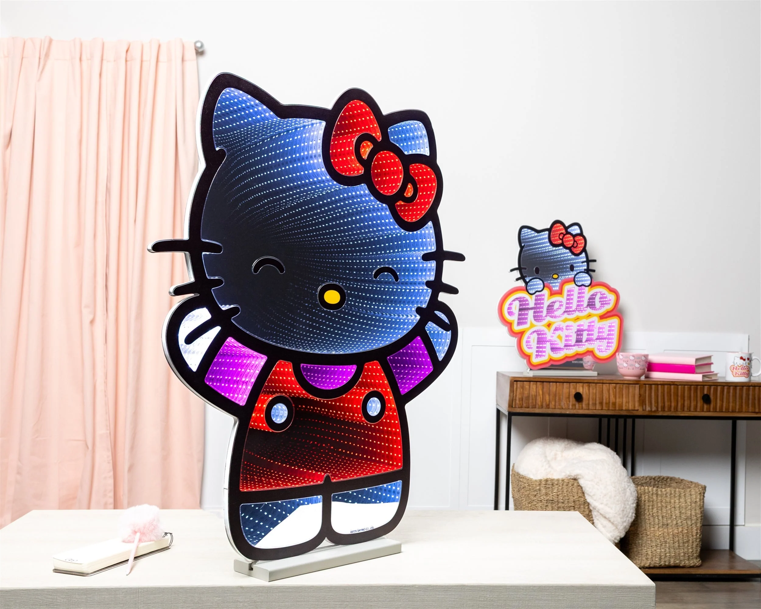 Hello Kitty®?  Ekkolight 32"H - Image 2