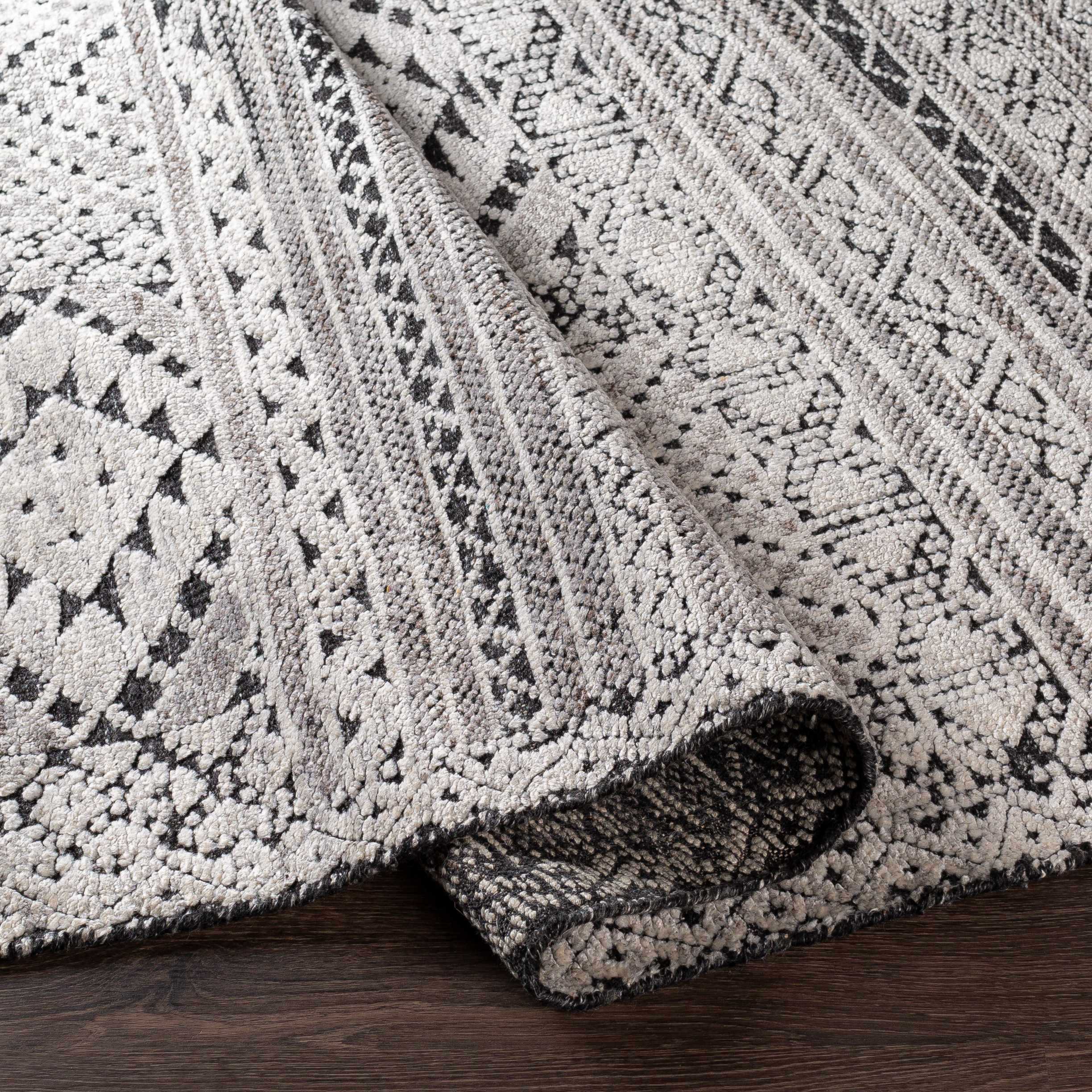 Hemyock Premium Wool&Viscose Carpet - Clearance - Image 5