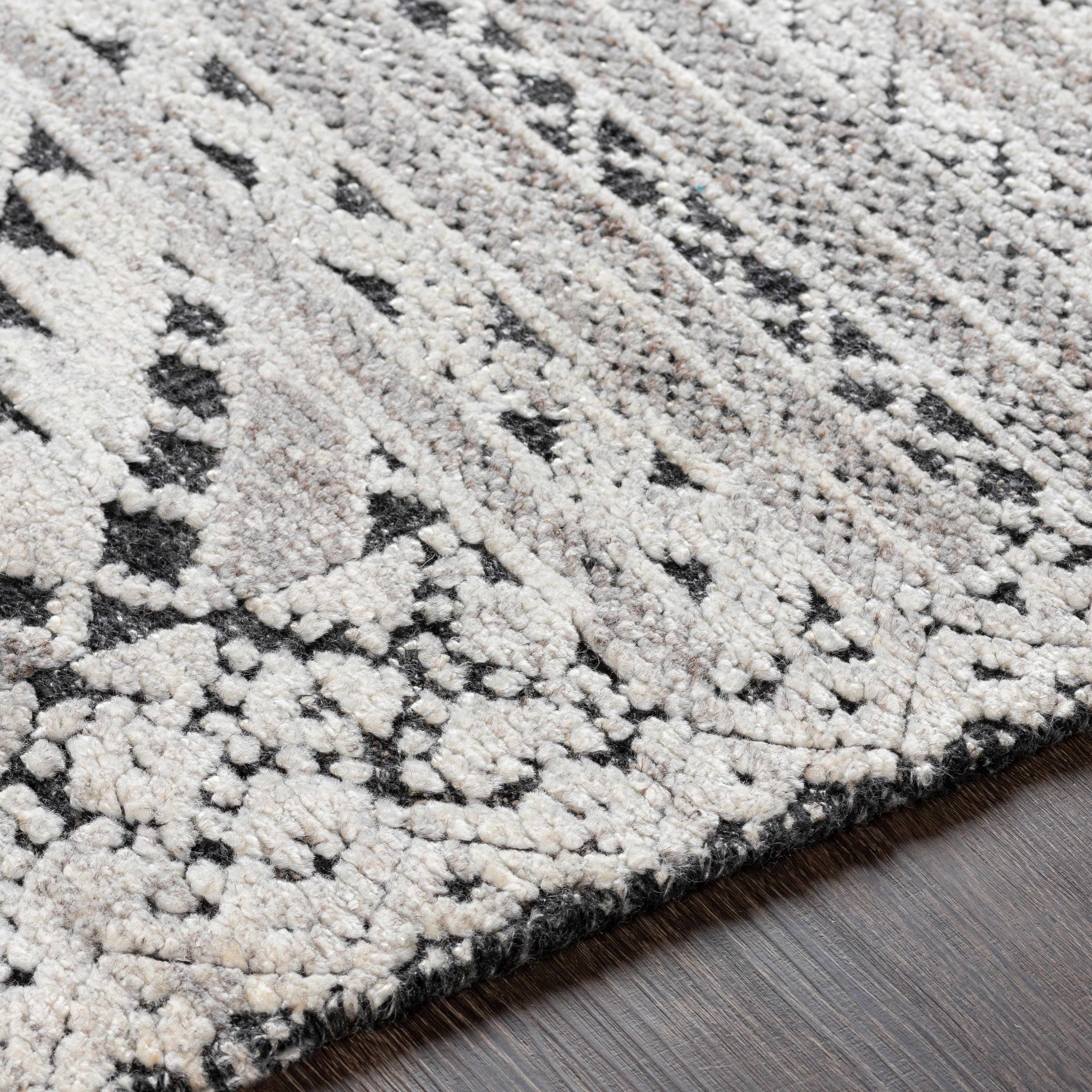 Hemyock Premium Wool&Viscose Carpet - Clearance - Image 7