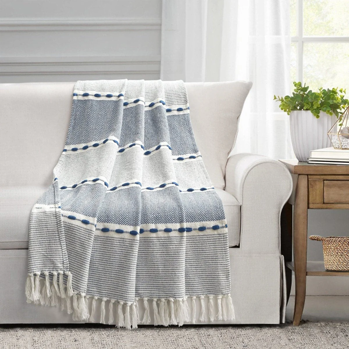 Herringbone Stripe Yarn Dyed Cotton Woven Tassel Throw - Image 2