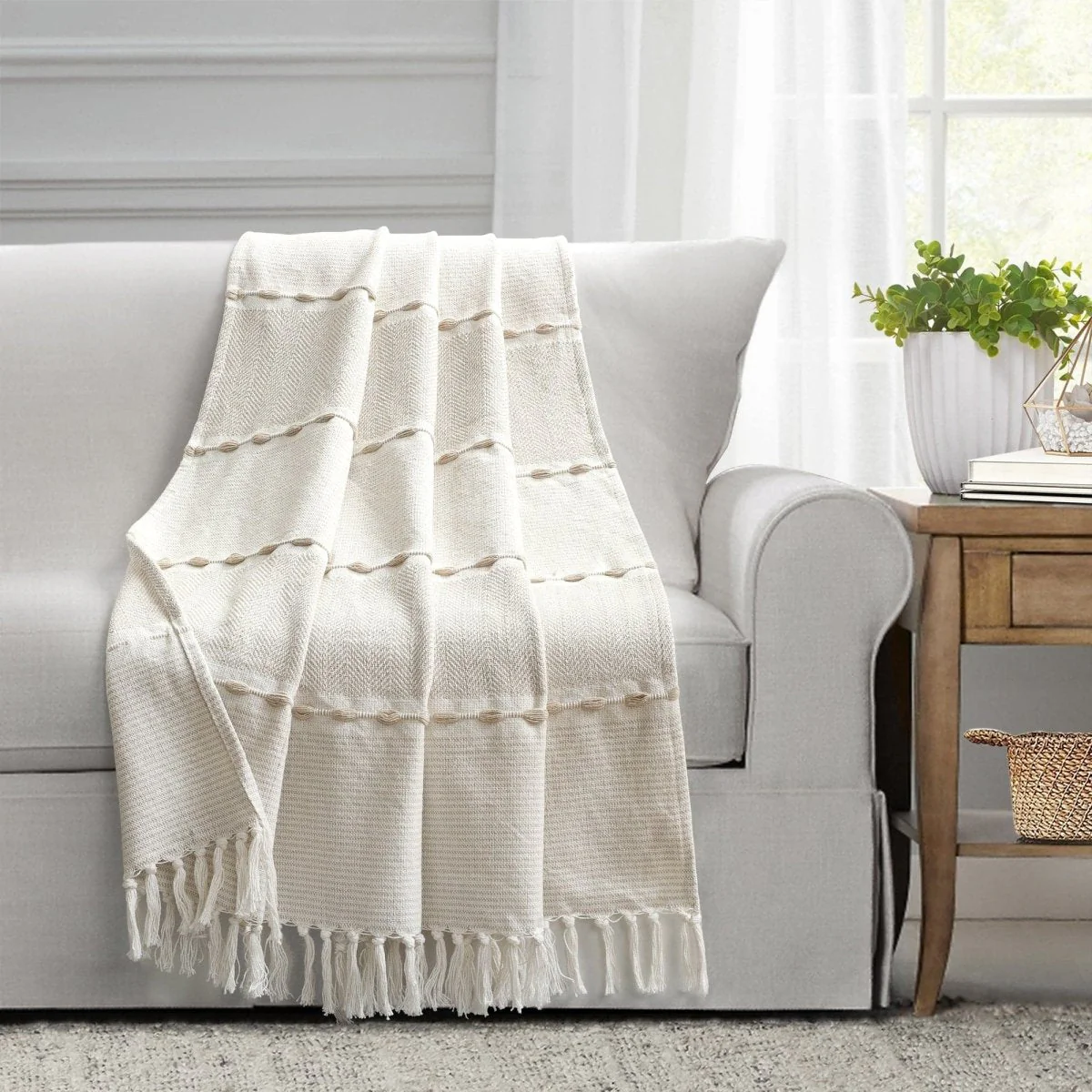 Herringbone Stripe Yarn Dyed Cotton Woven Tassel Throw - Image 3